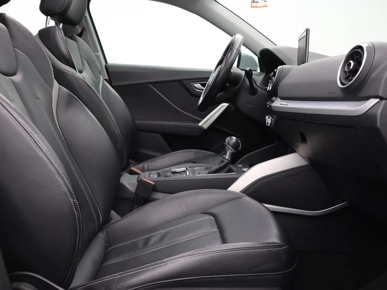 Audi Q2 Audi Q2 1.4TFSI 150PK *AUTOMAAT*LEDER*PANODAK*PDC*NAVI*ACC*ZETELVERWARMING*...*