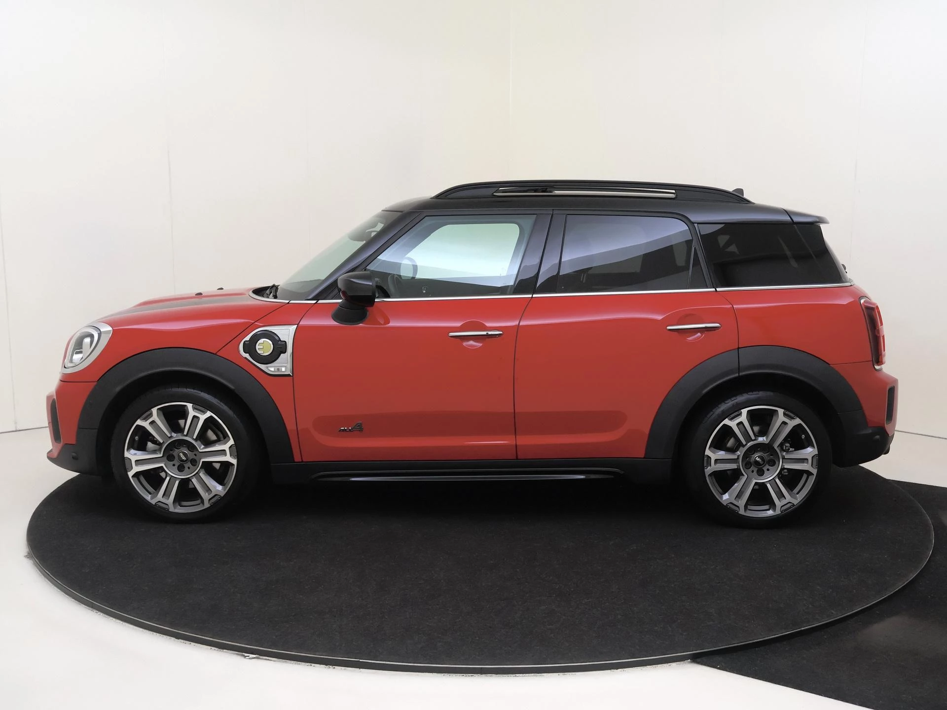 MINI-Countryman-image-11