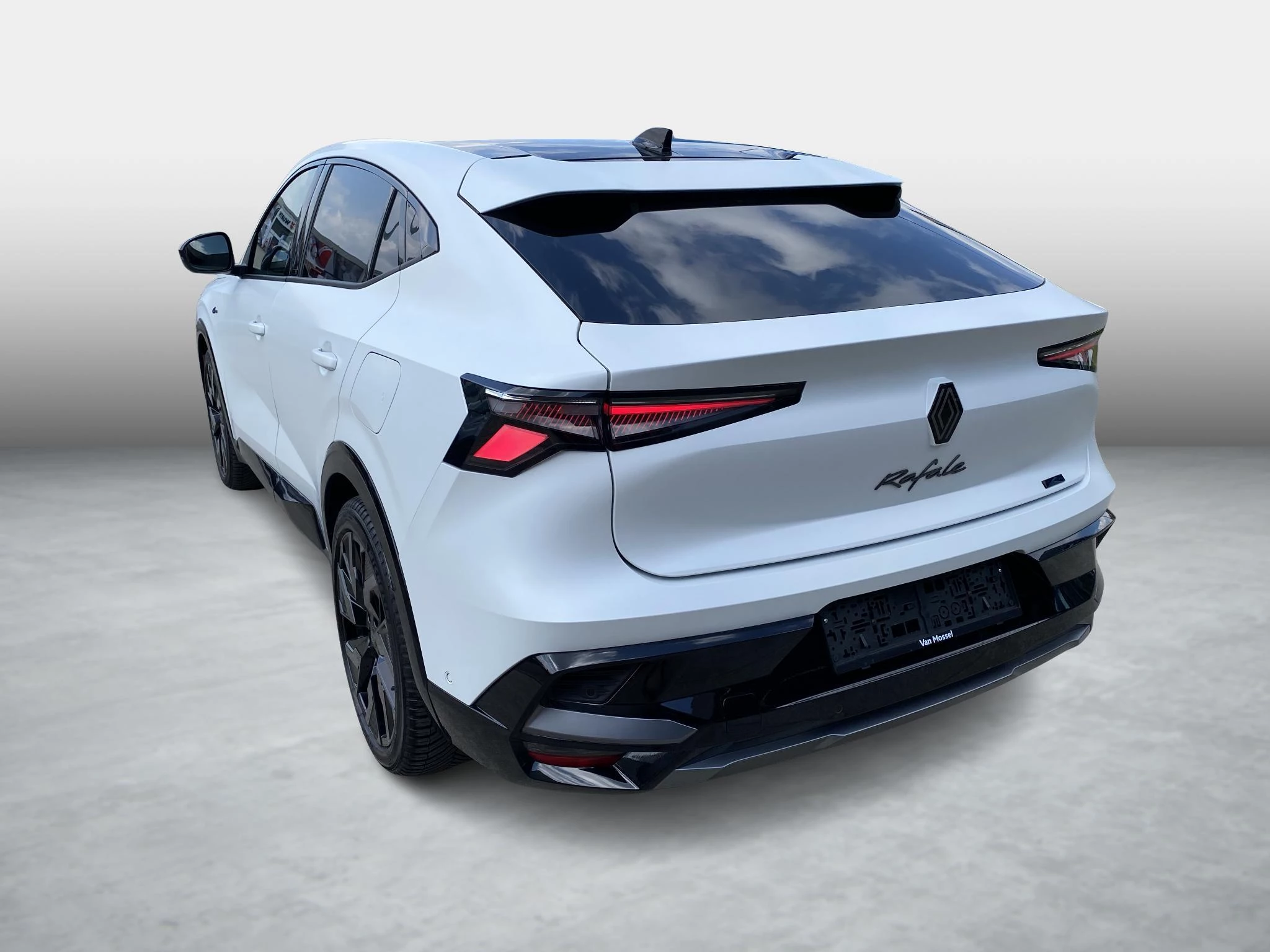 Renault Rafale hyper hybrid E-Tech 4x4 Esprit Alpine