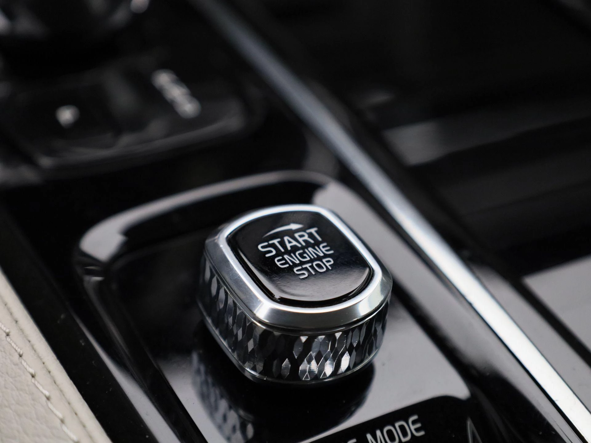 Volvo-V90-image-20