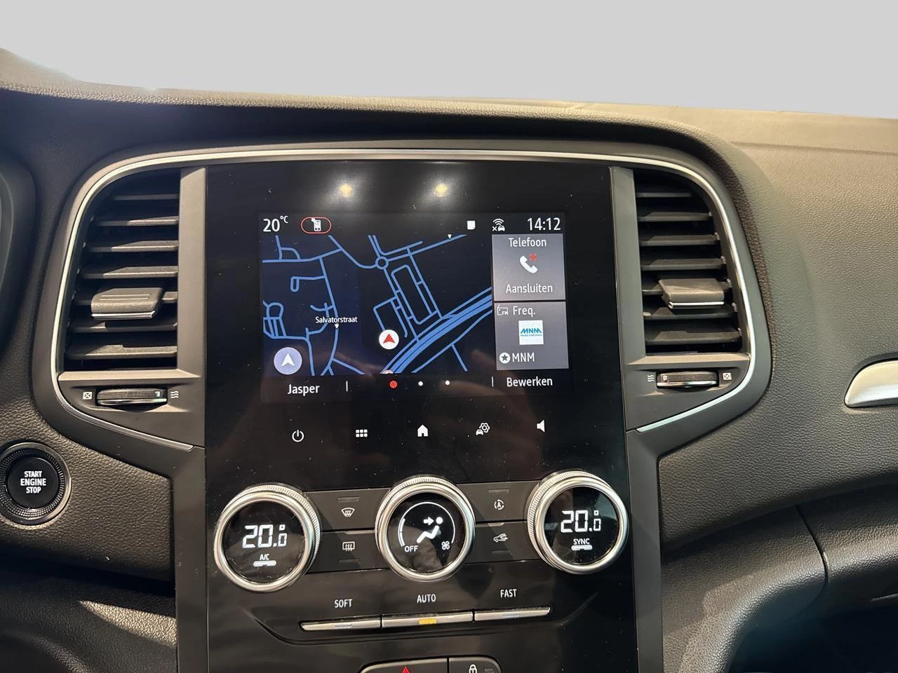 Renault-Mégane Grand Tour-image-13
