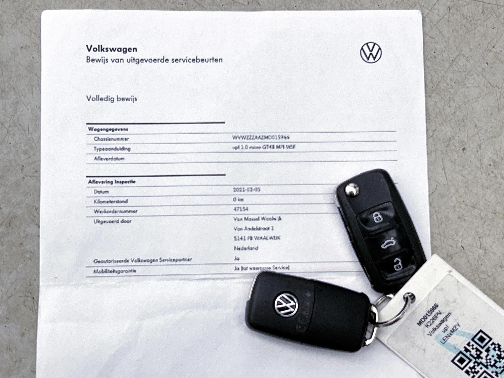 Volkswagen-up!-image-27