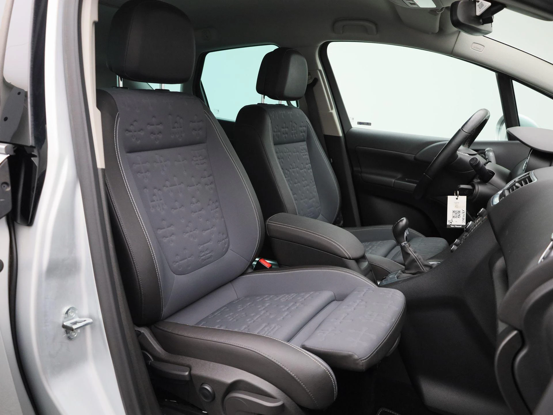 Opel-Meriva-image-38