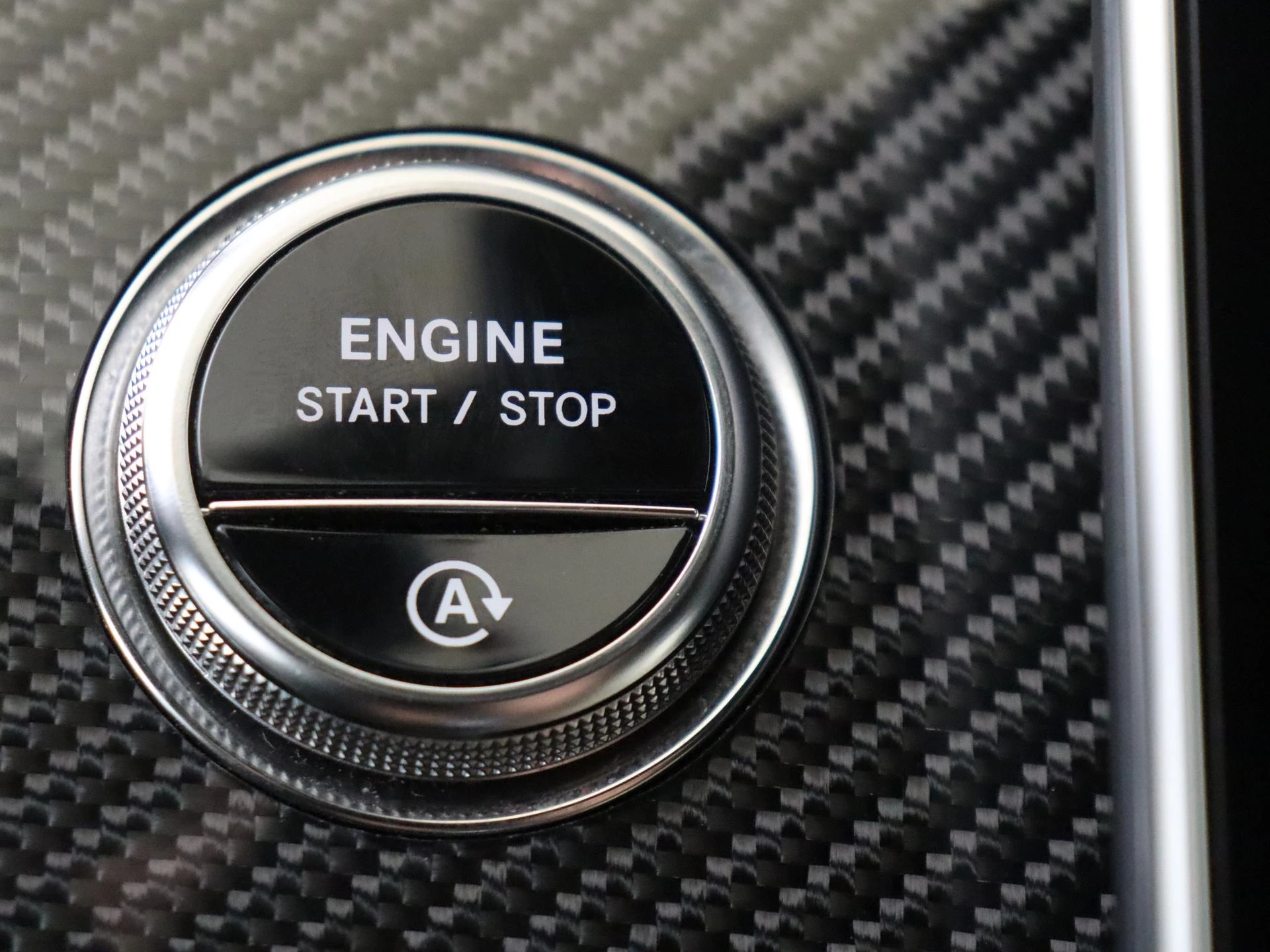 Mercedes-Benz-CLE-image-21