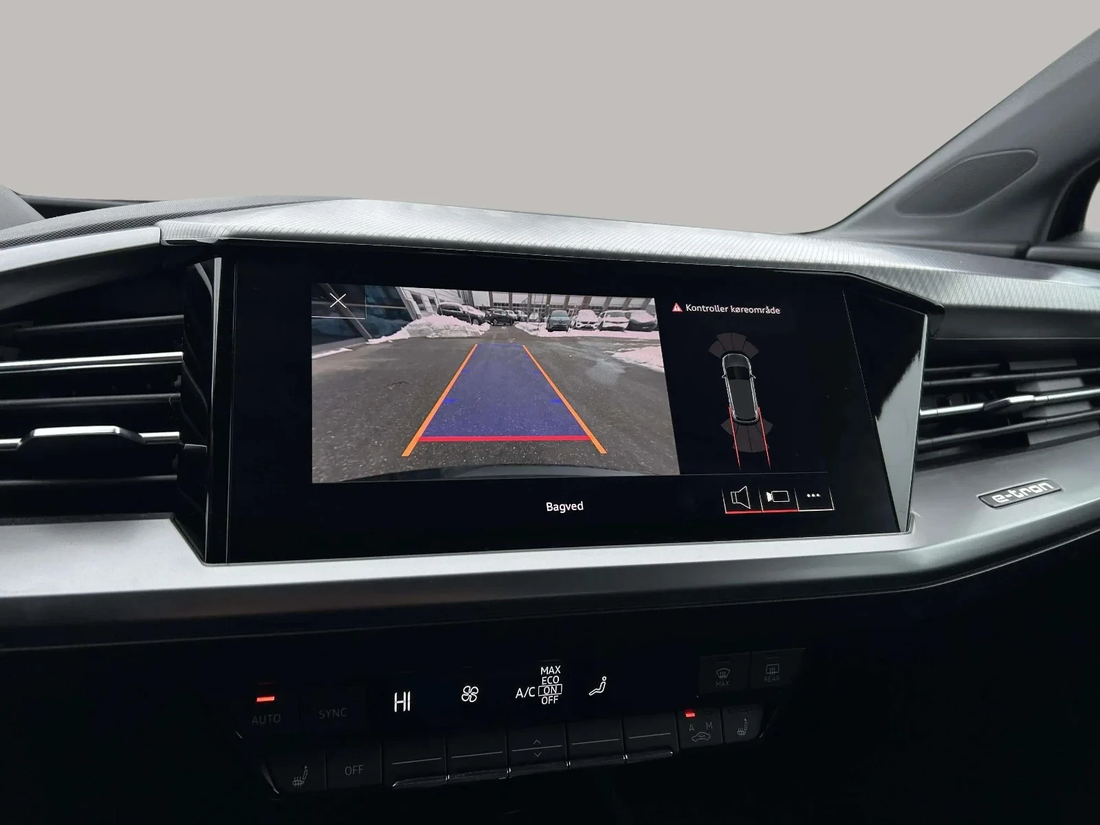 Audi Q4 e-tron Advanced