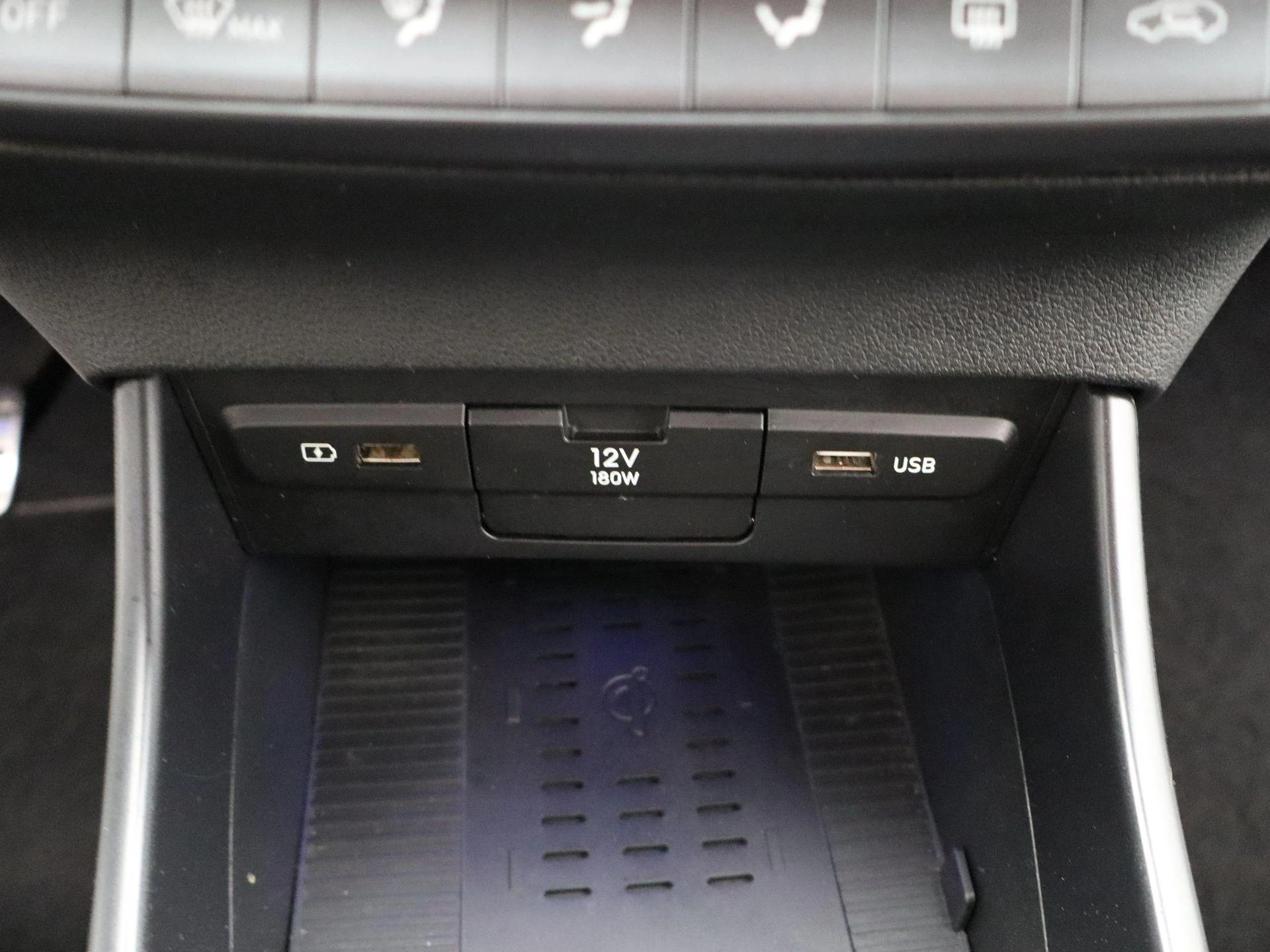 Hyundai-Bayon-image-19