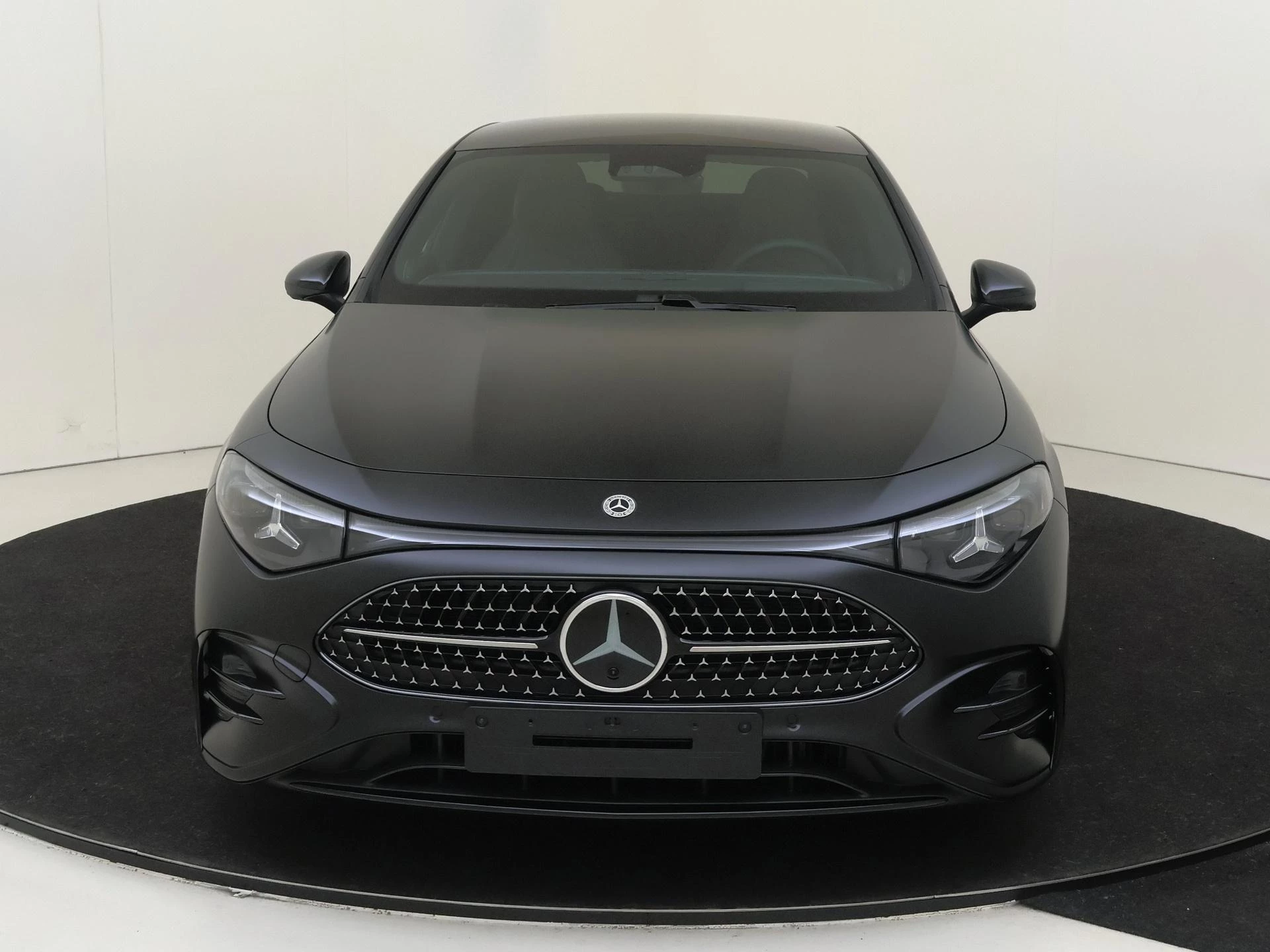 Mercedes-Benz CLA 200 AMG Line