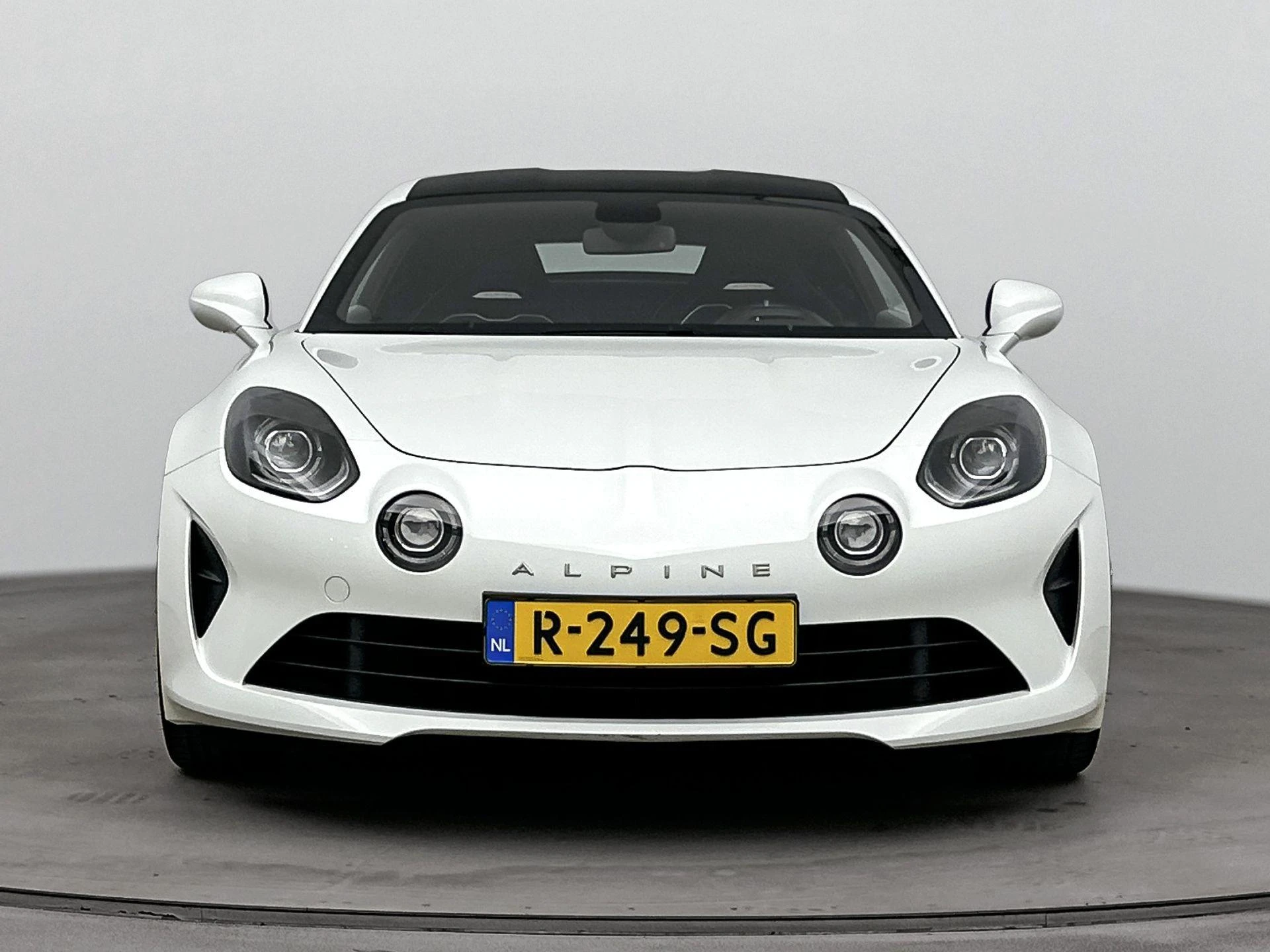 Alpine-A110-image-4