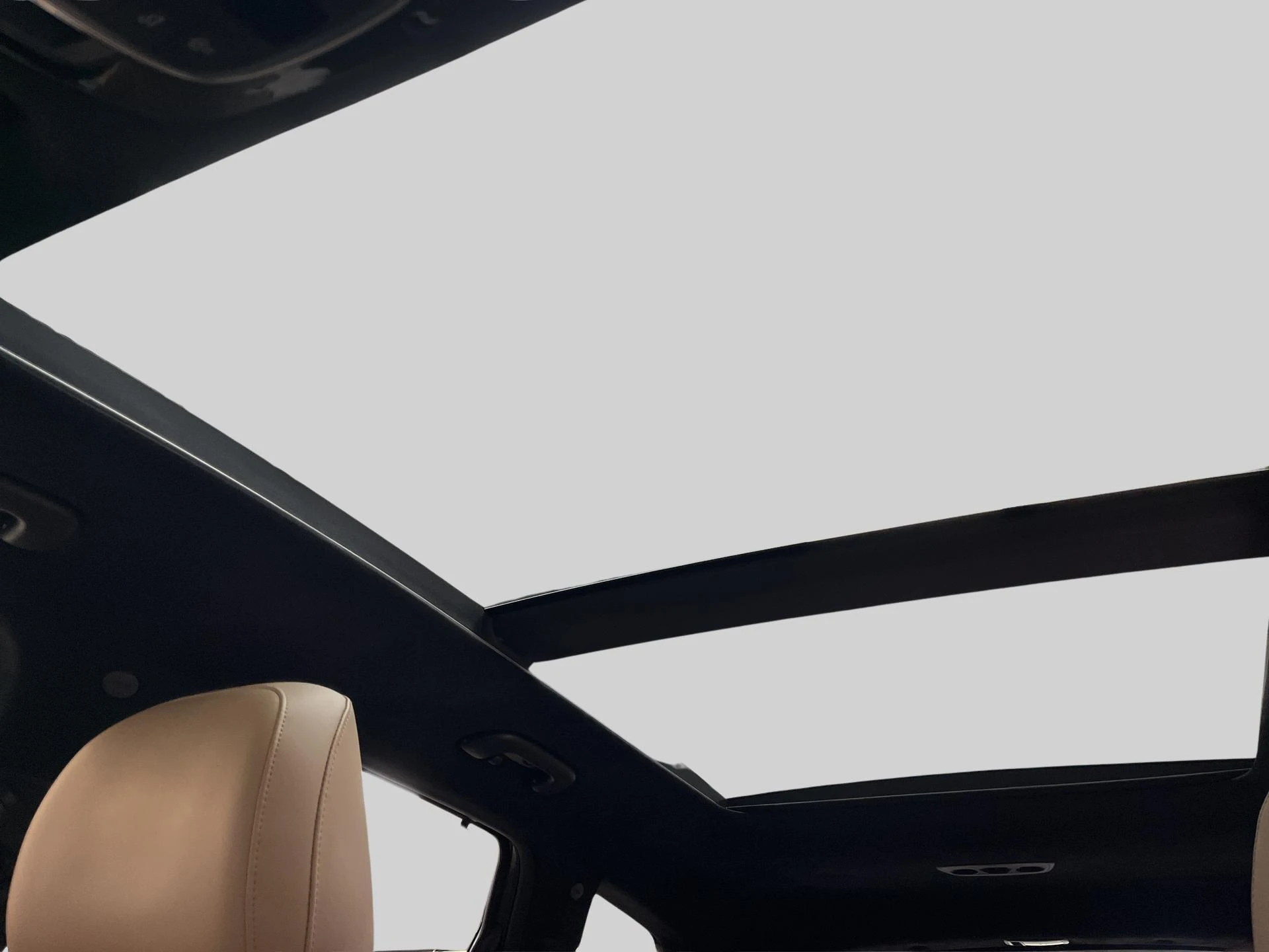 Hyundai-Santa Fe-image-16