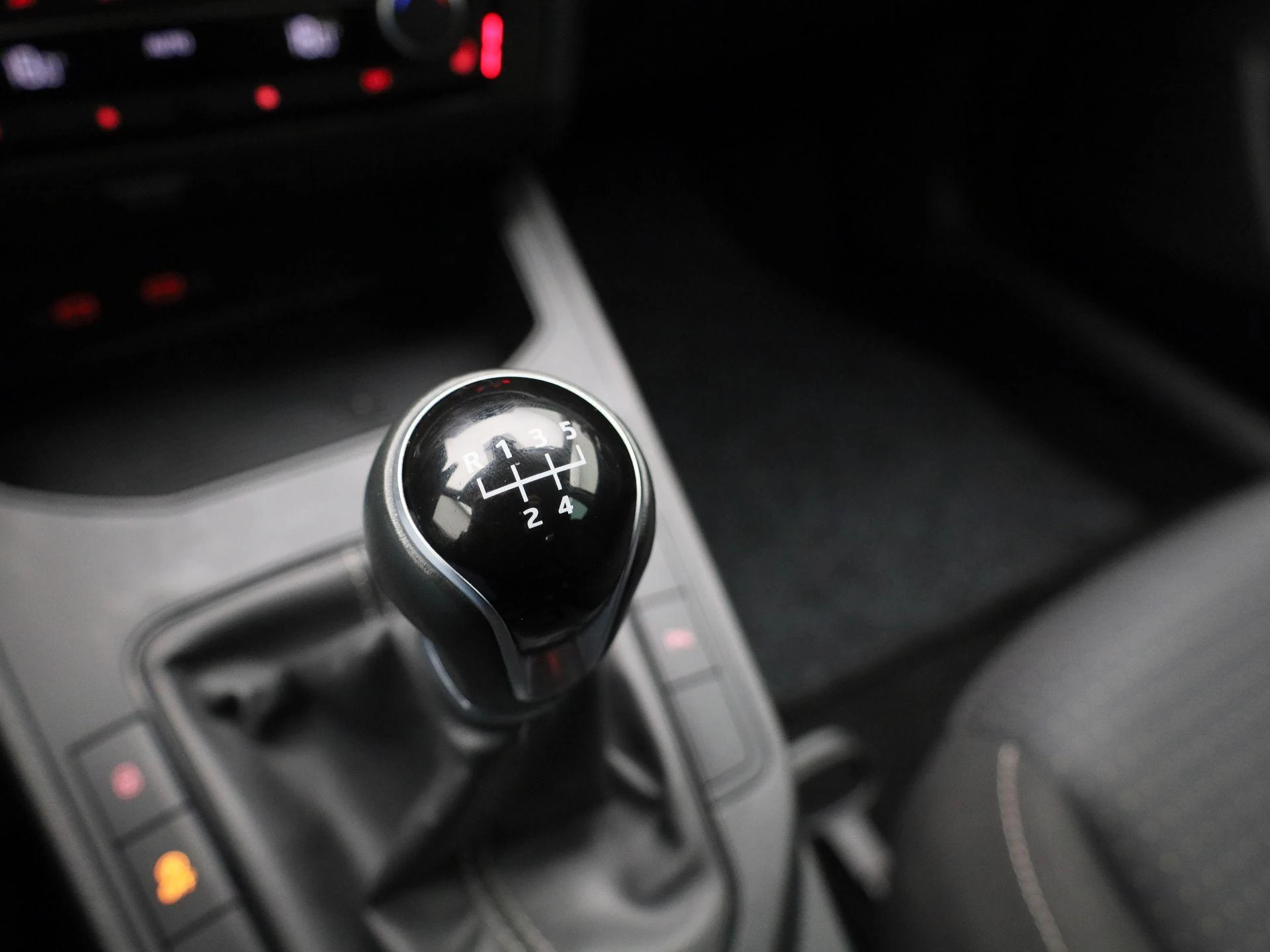 SEAT-Ibiza-image-19