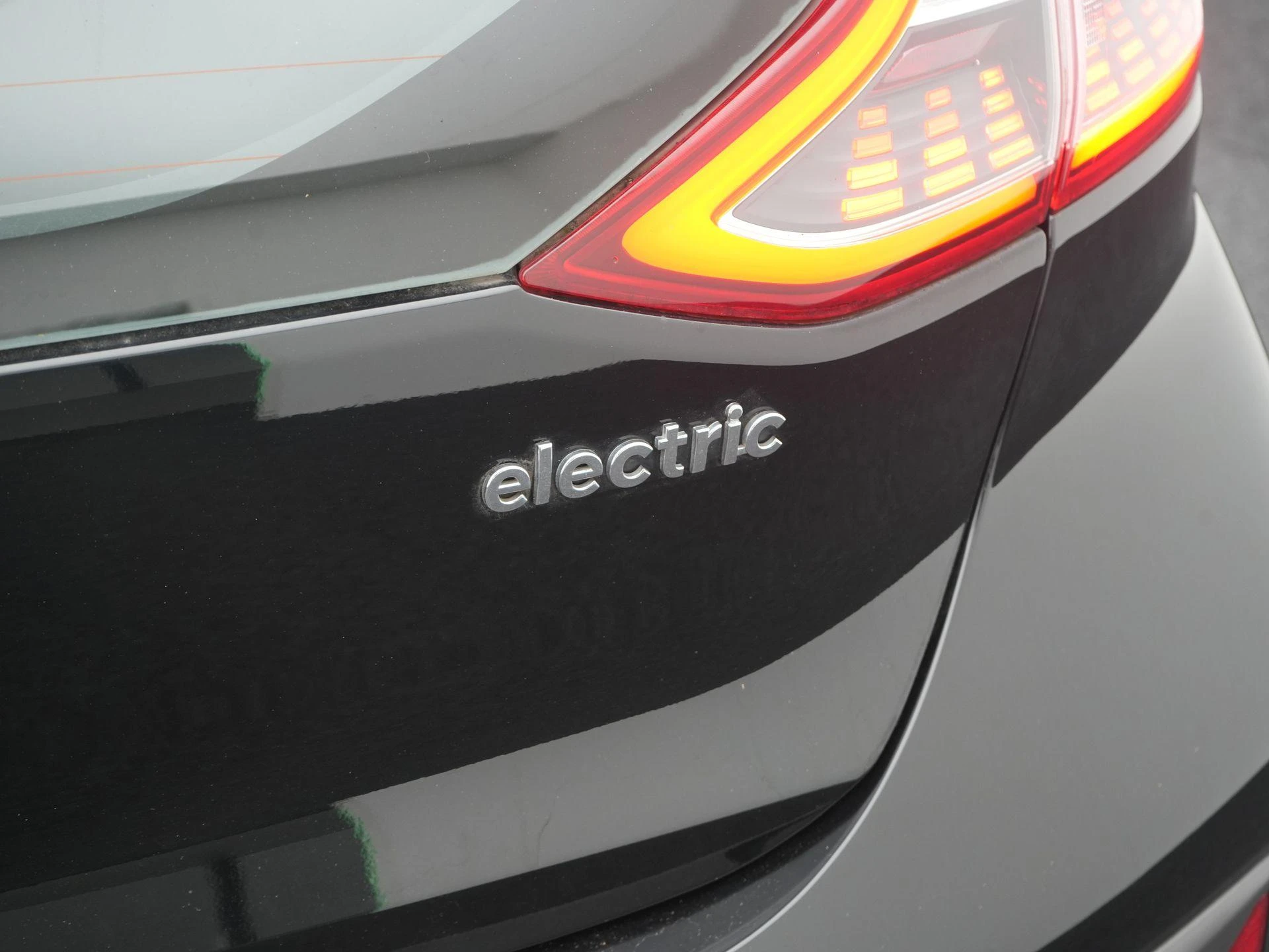 Hyundai-IONIQ-image-35