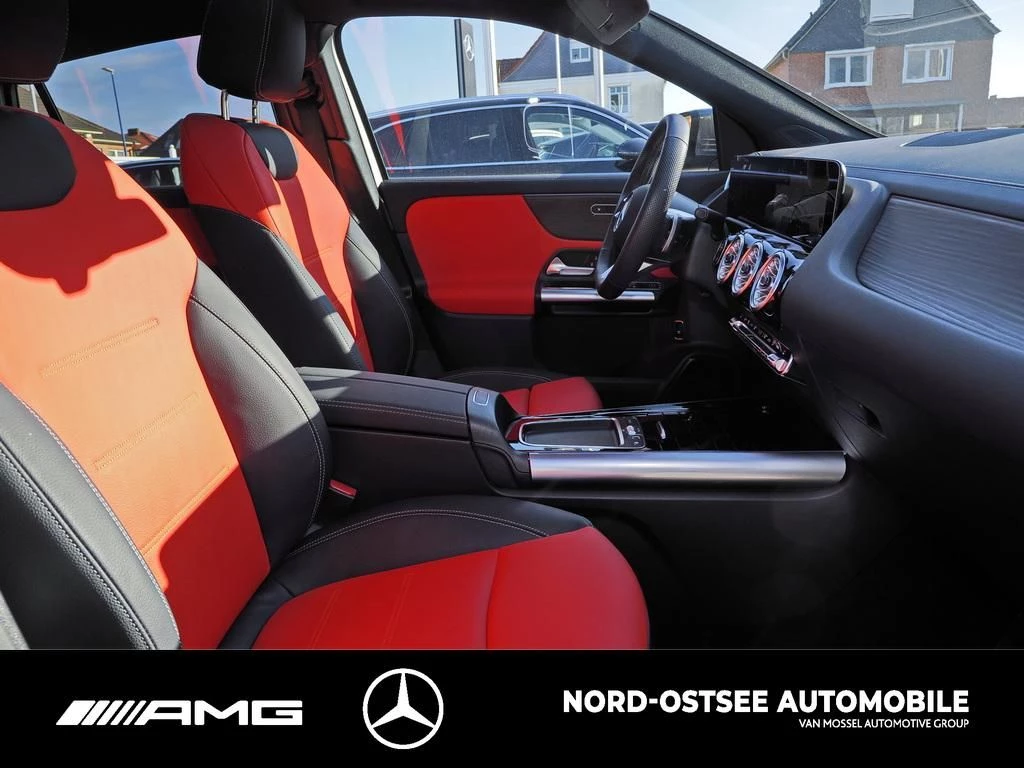 Mercedes-Benz-GLA-image-9