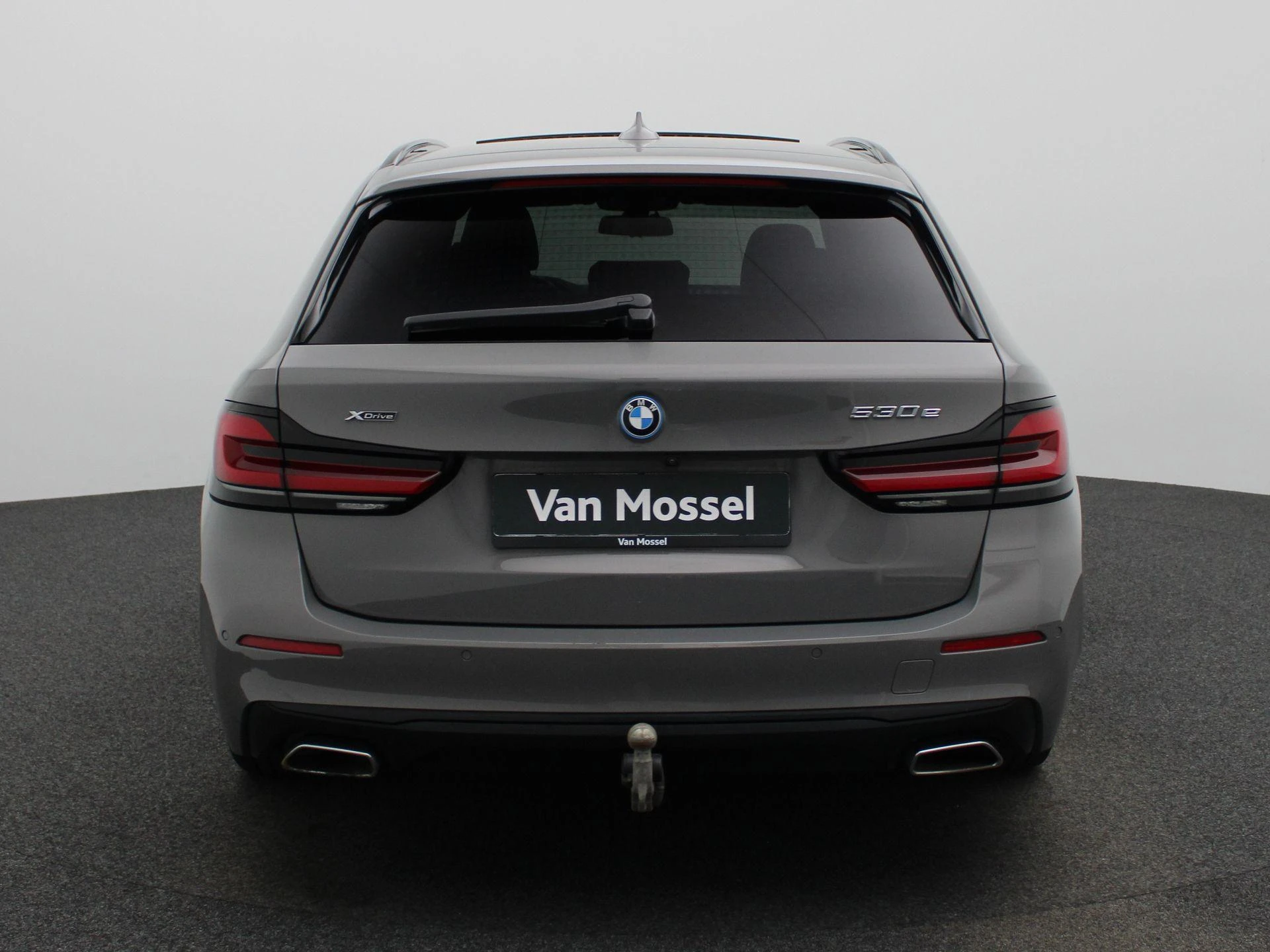 BMW-5 Serie-image-4