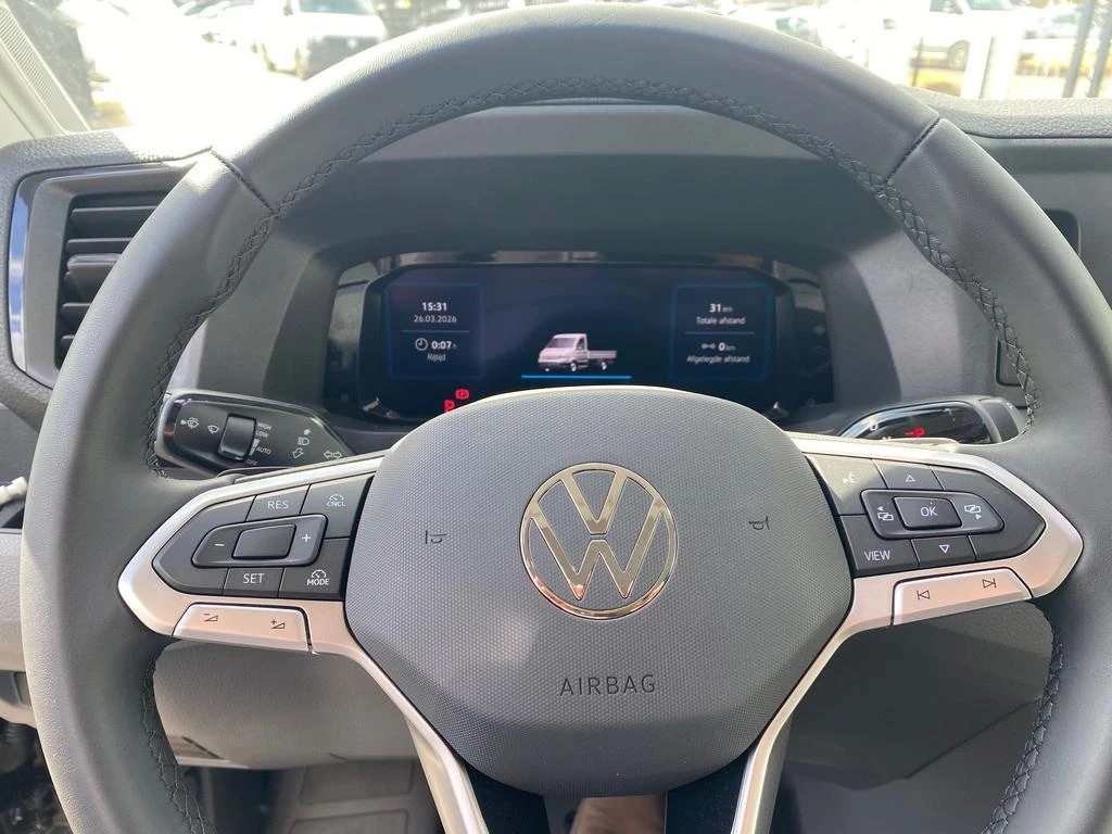 Volkswagen Crafter 35 Lwb Crafter 35 Wheelbase: 4490 mm Engine: 2,0 l 120 kW Gearbox: 8sp Automatic FWD