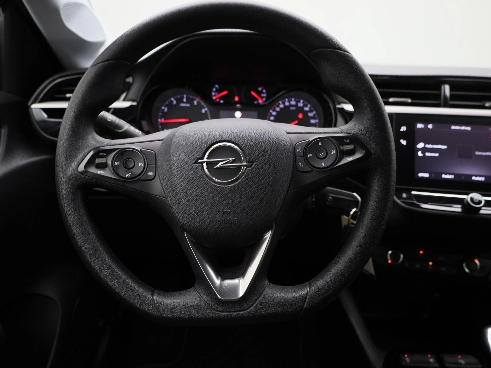 Opel-Corsa-image-6
