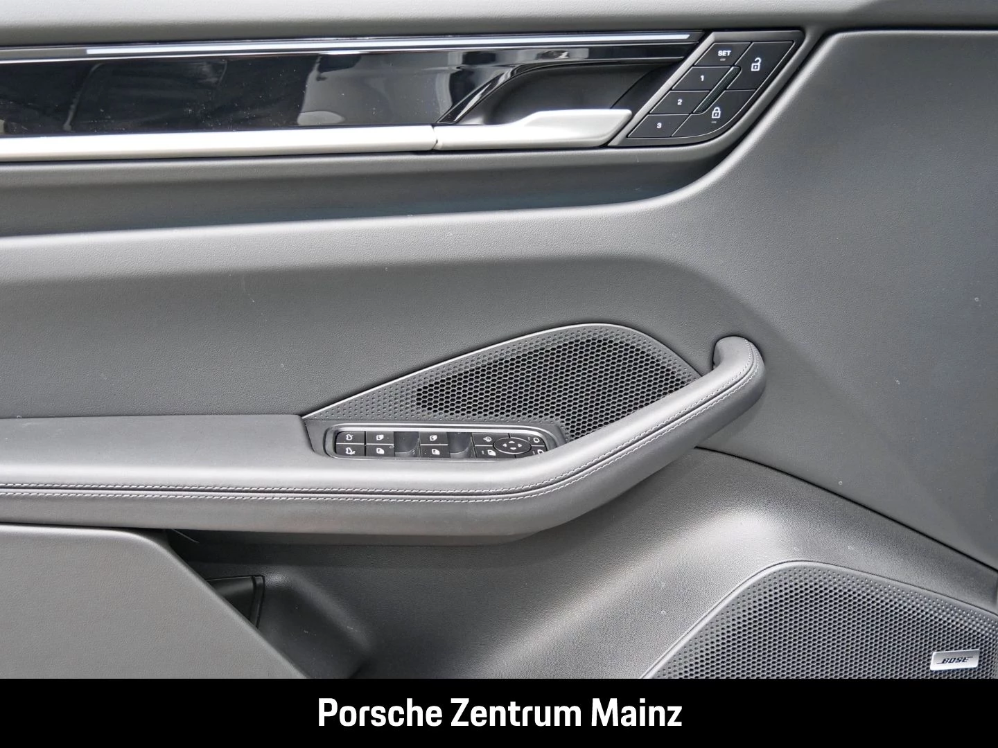 Porsche Macan BOSE Sitzbelüftung Abstandstempomat s