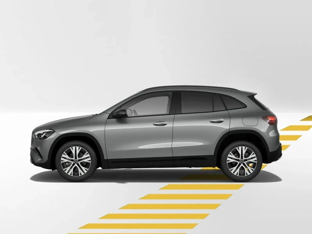 Mercedes-Benz-GLA 200 d-image-3