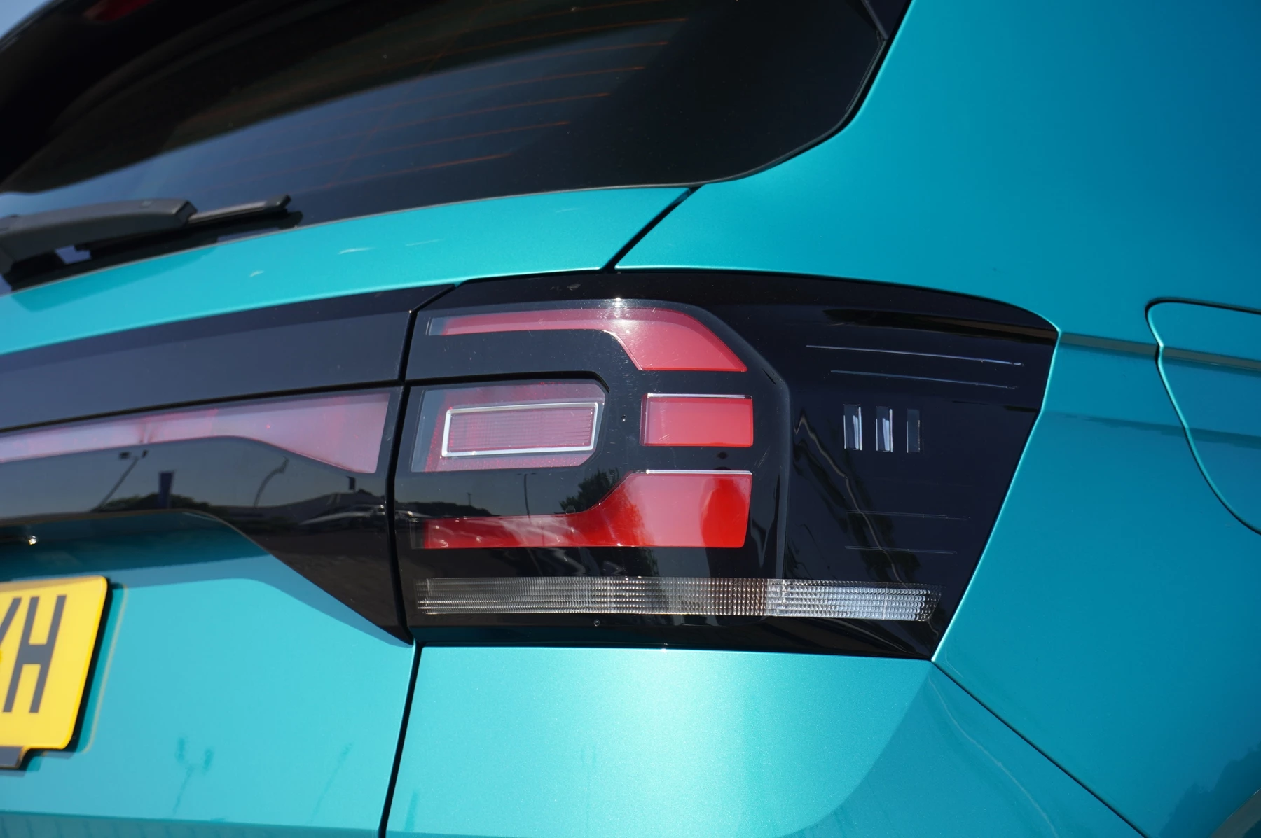 Volkswagen-T-Cross-image-29