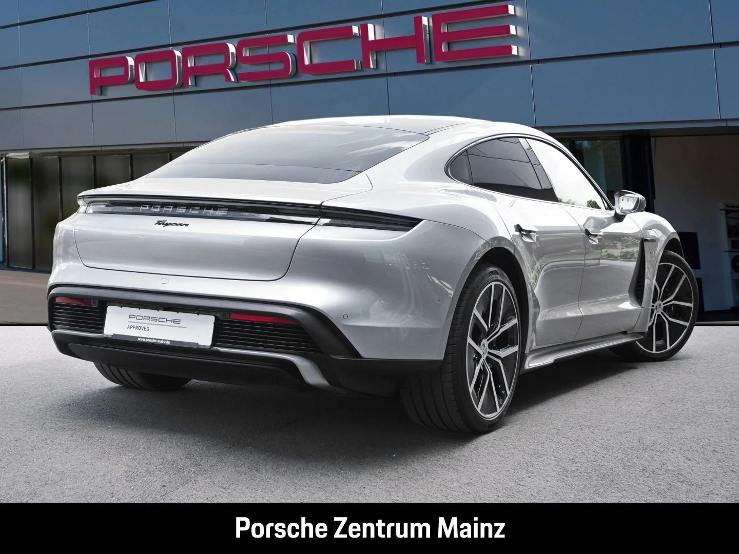 Porsche-Taycan-image-2