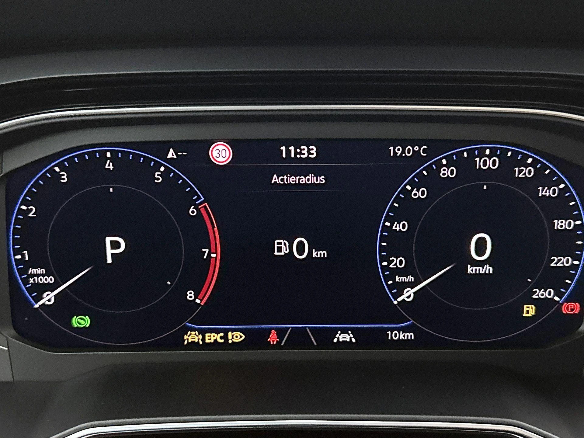 Volkswagen-Polo-image-18