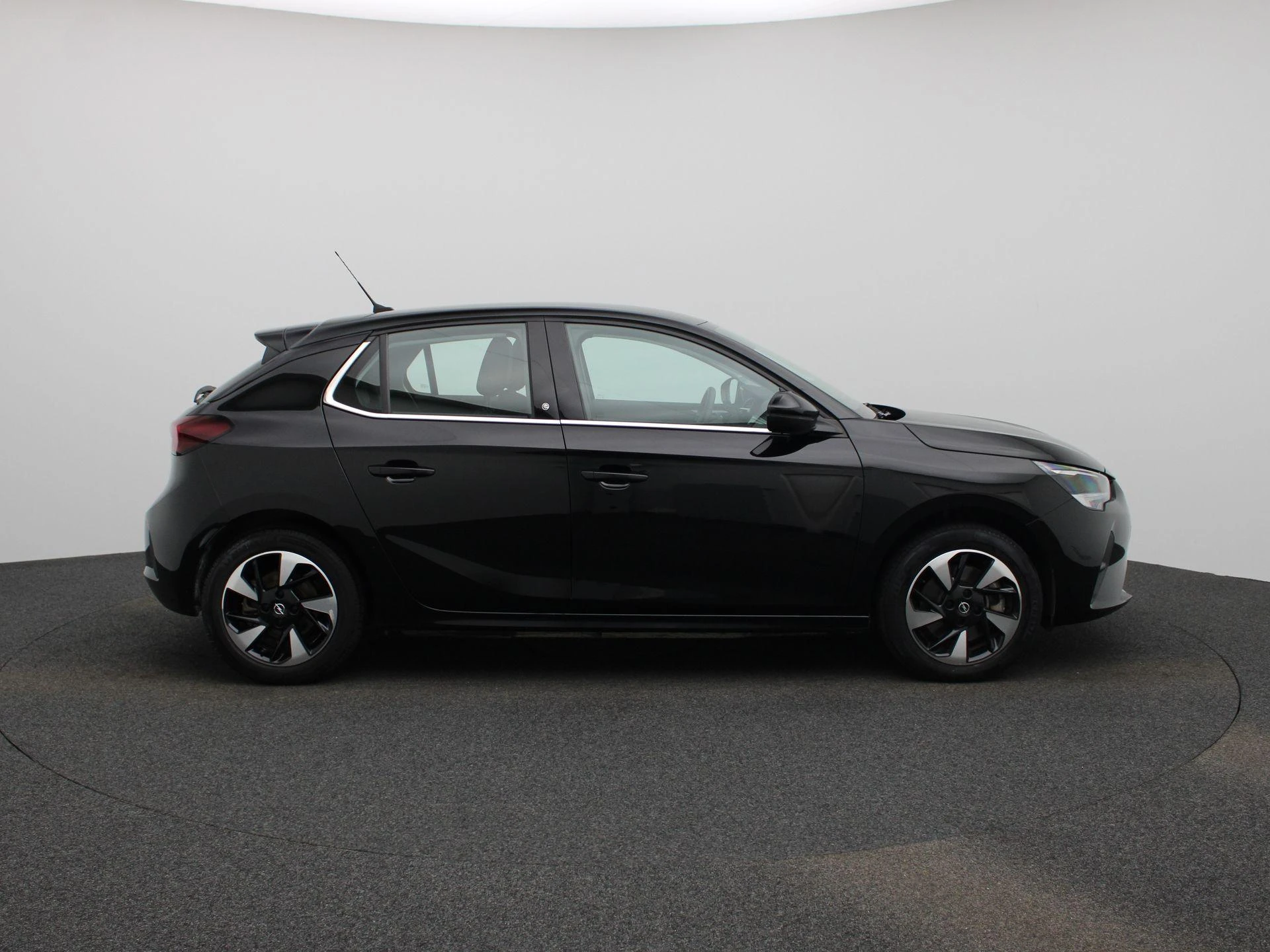 Opel-Corsa-e-image-5
