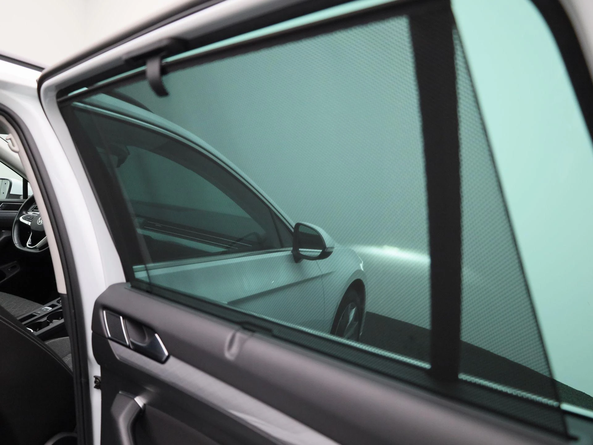 Volkswagen-Passat-image-41