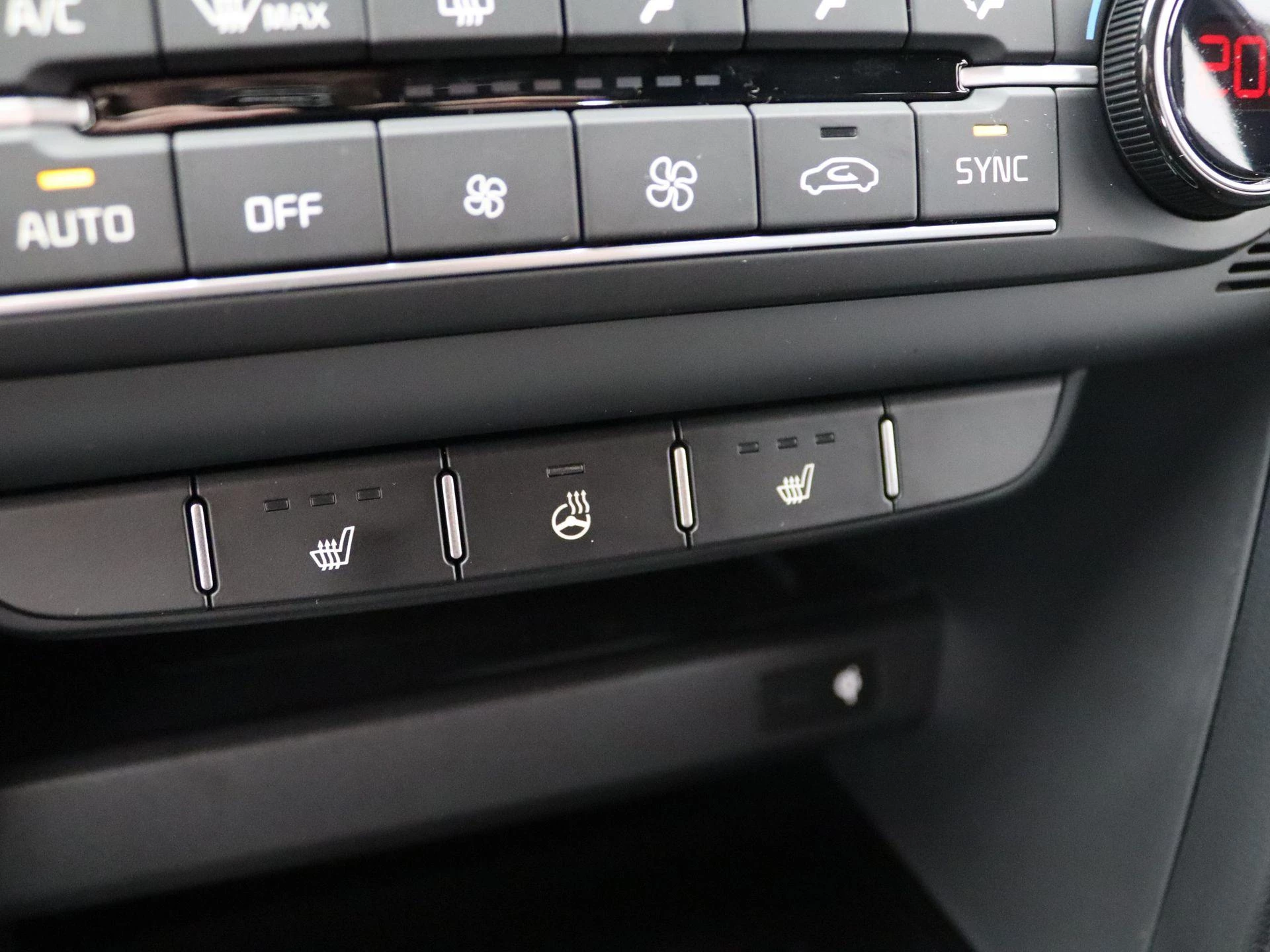 Kia-Ceed Sportswagon-image-17