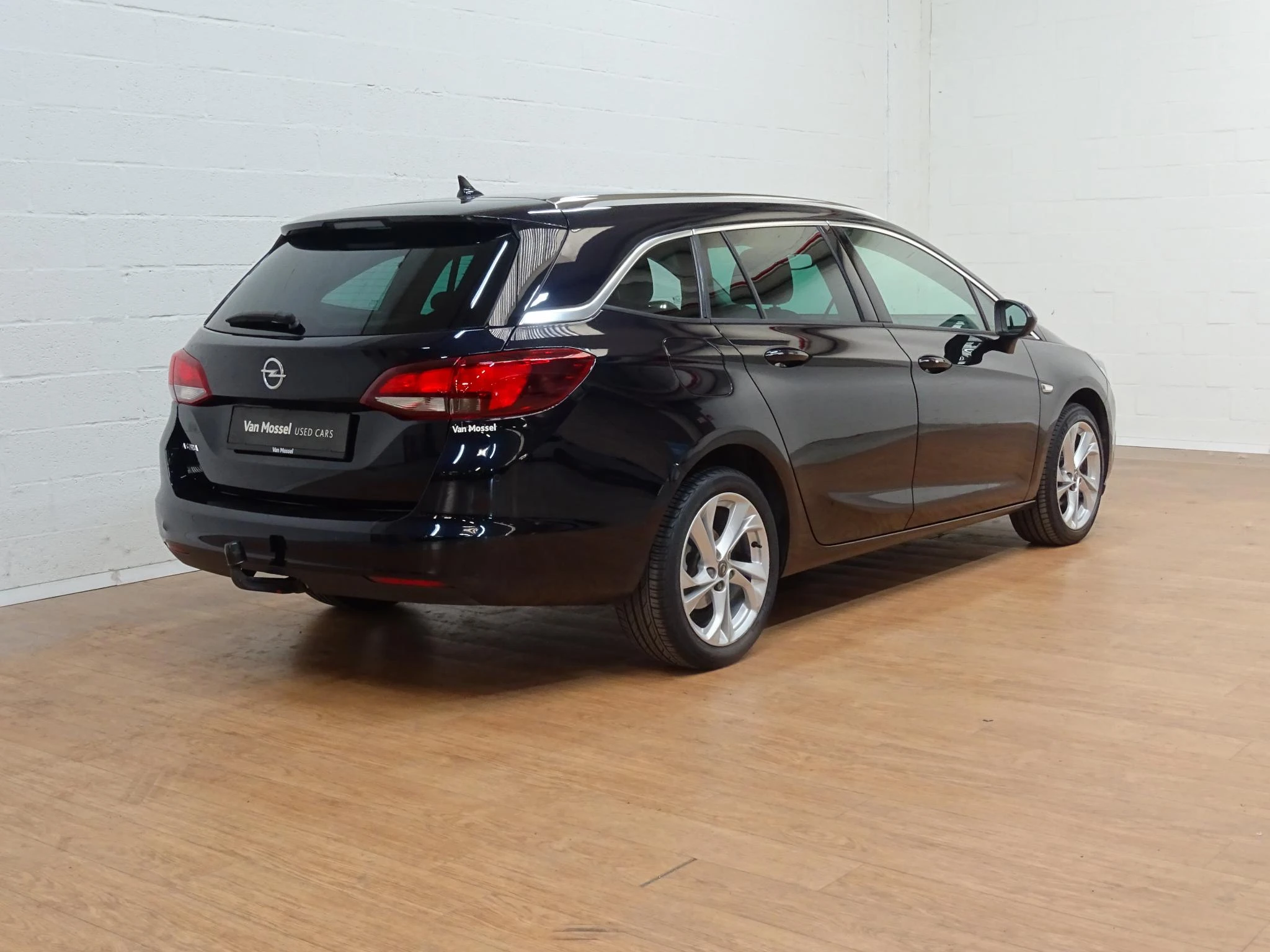 Opel-Astra-image-5