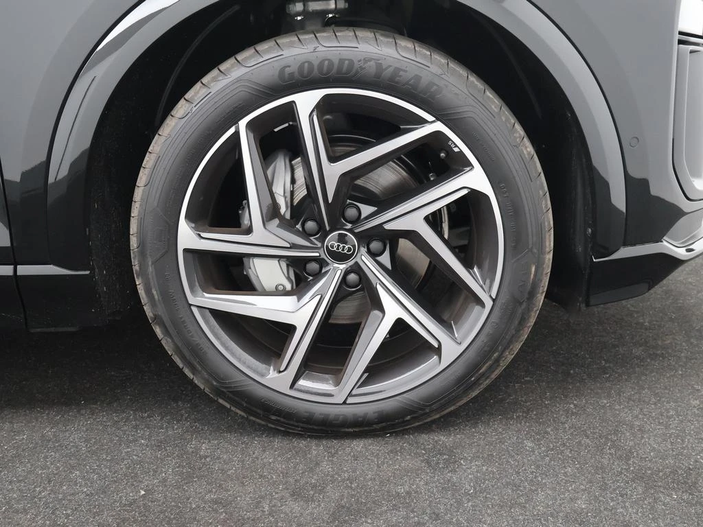 Audi-Q6 e-tron-image-9