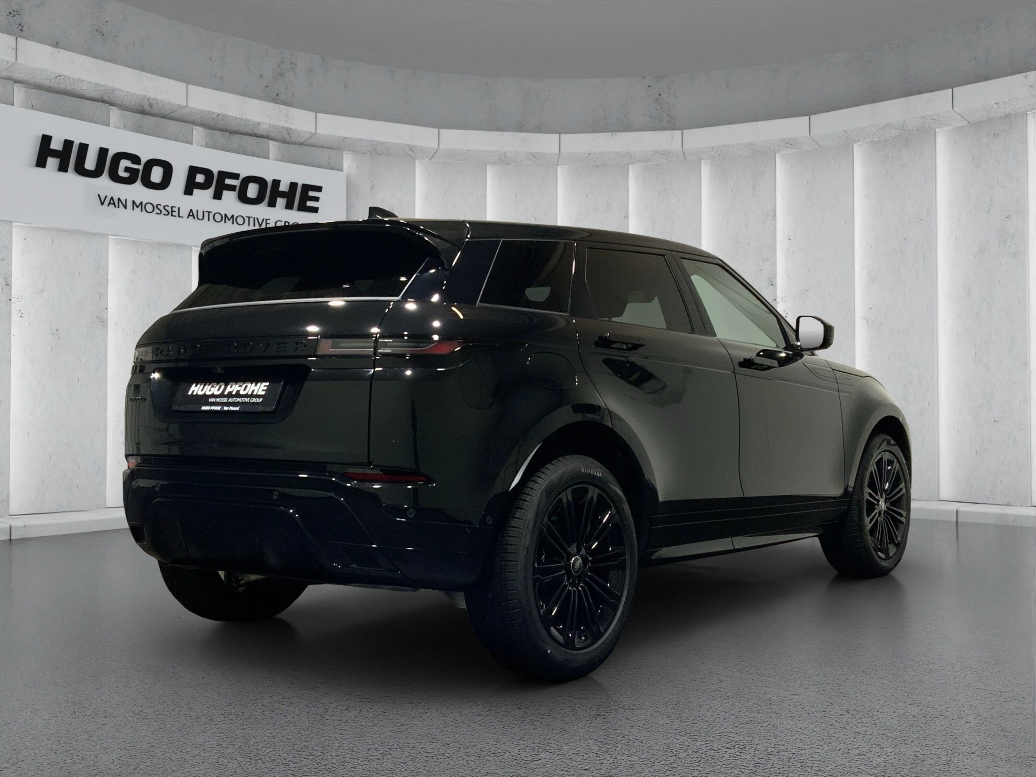 Land Rover-Range Rover Evoque-image-4