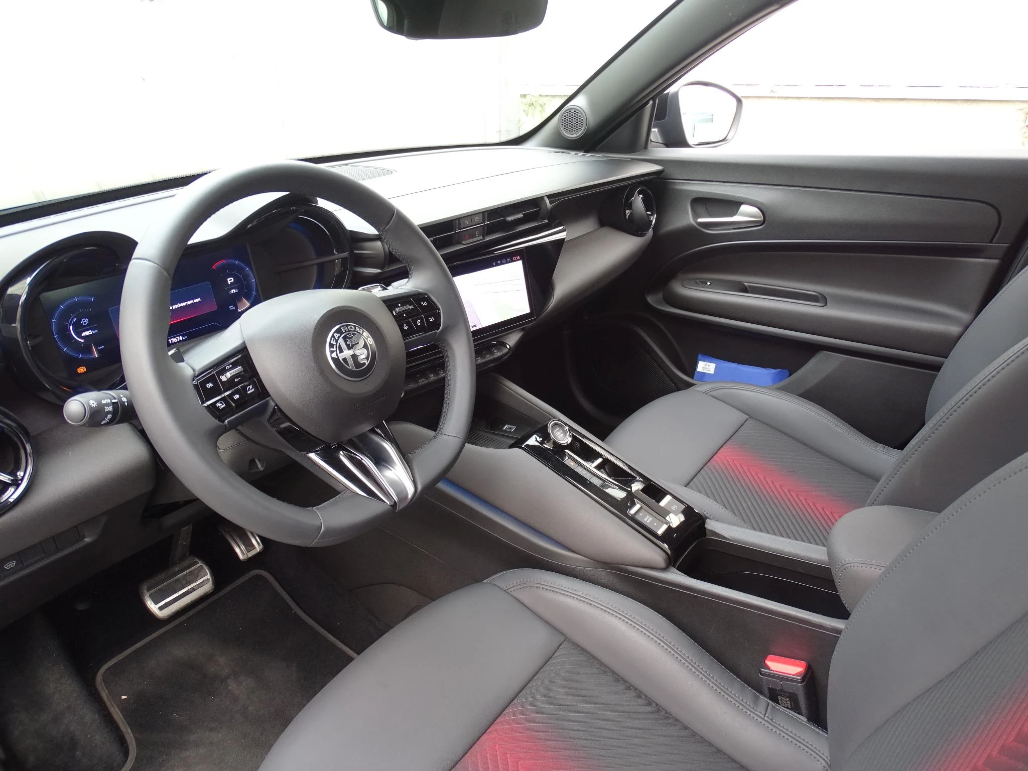 Alfa Romeo Junior 1.2 Hybrid 145 eDCT6 Ibrida Speciale