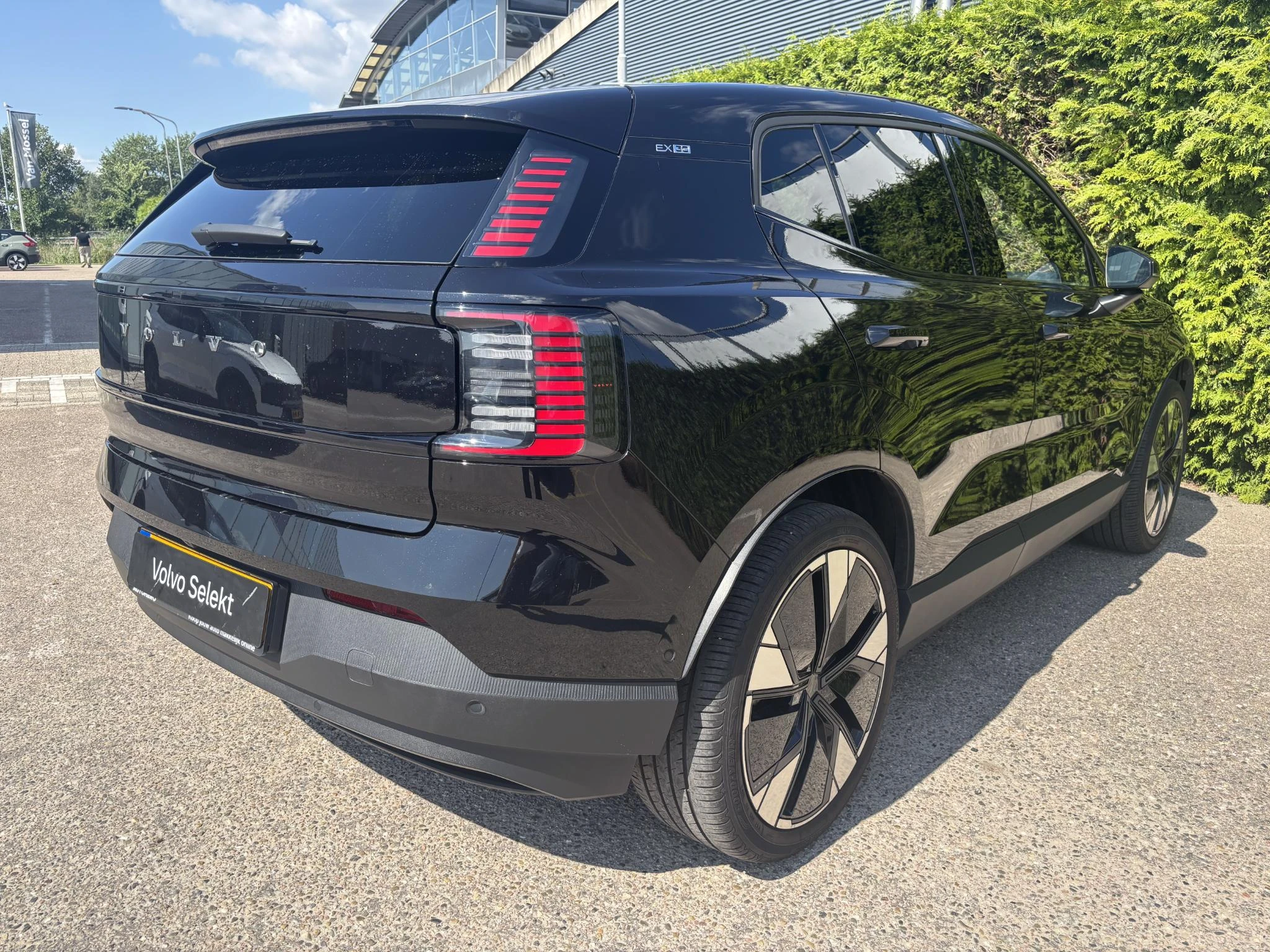 Volvo-EX30-image-15