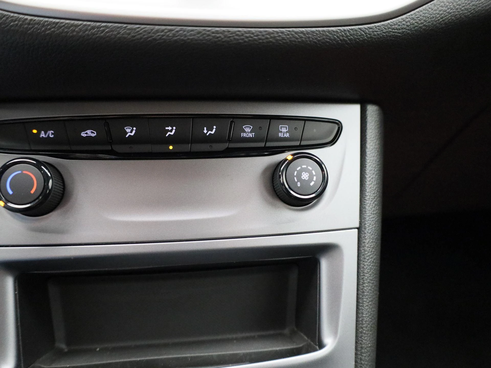 Opel-Astra-image-19