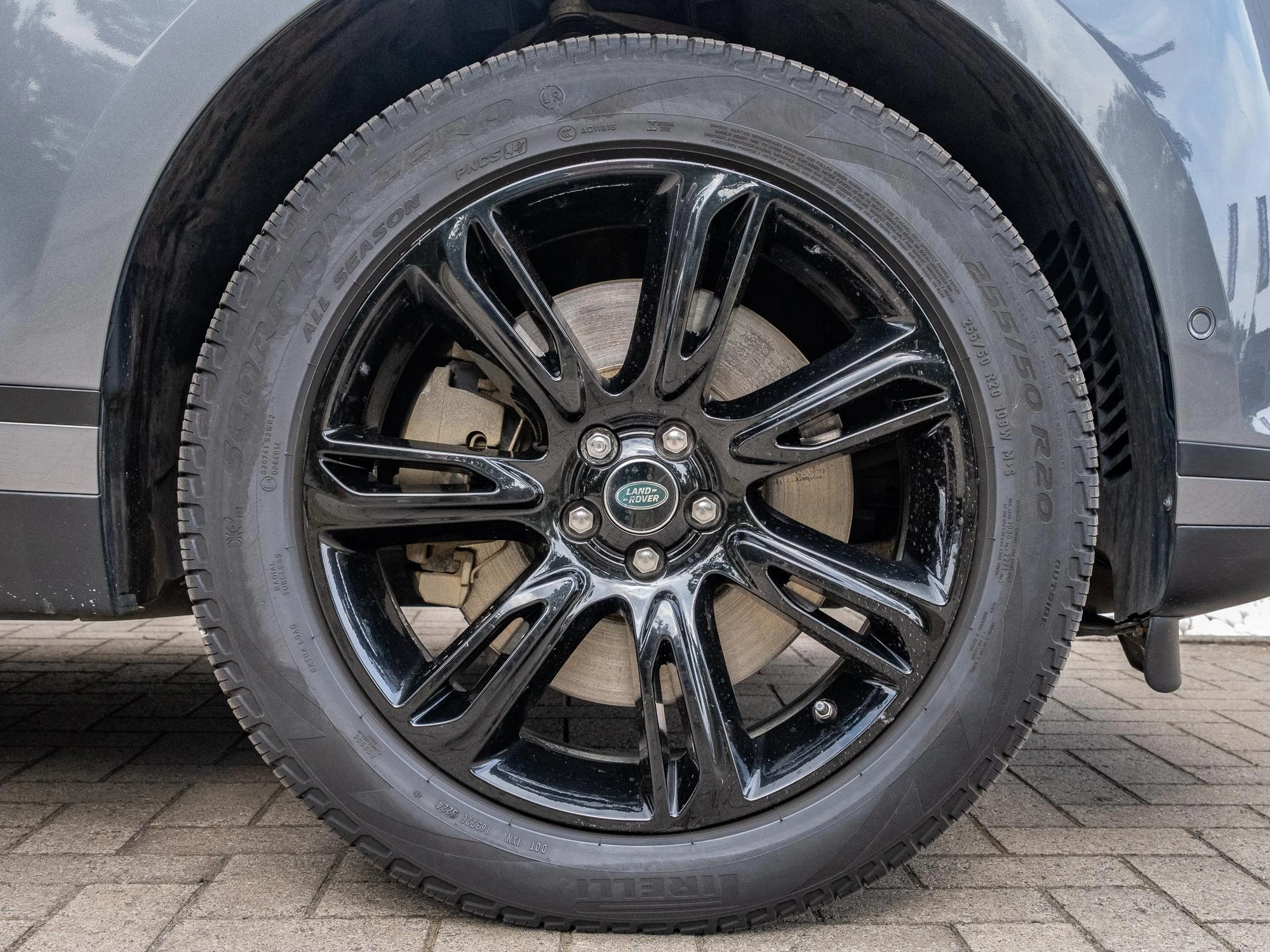 Land Rover Range Rover Velar SE P400e
