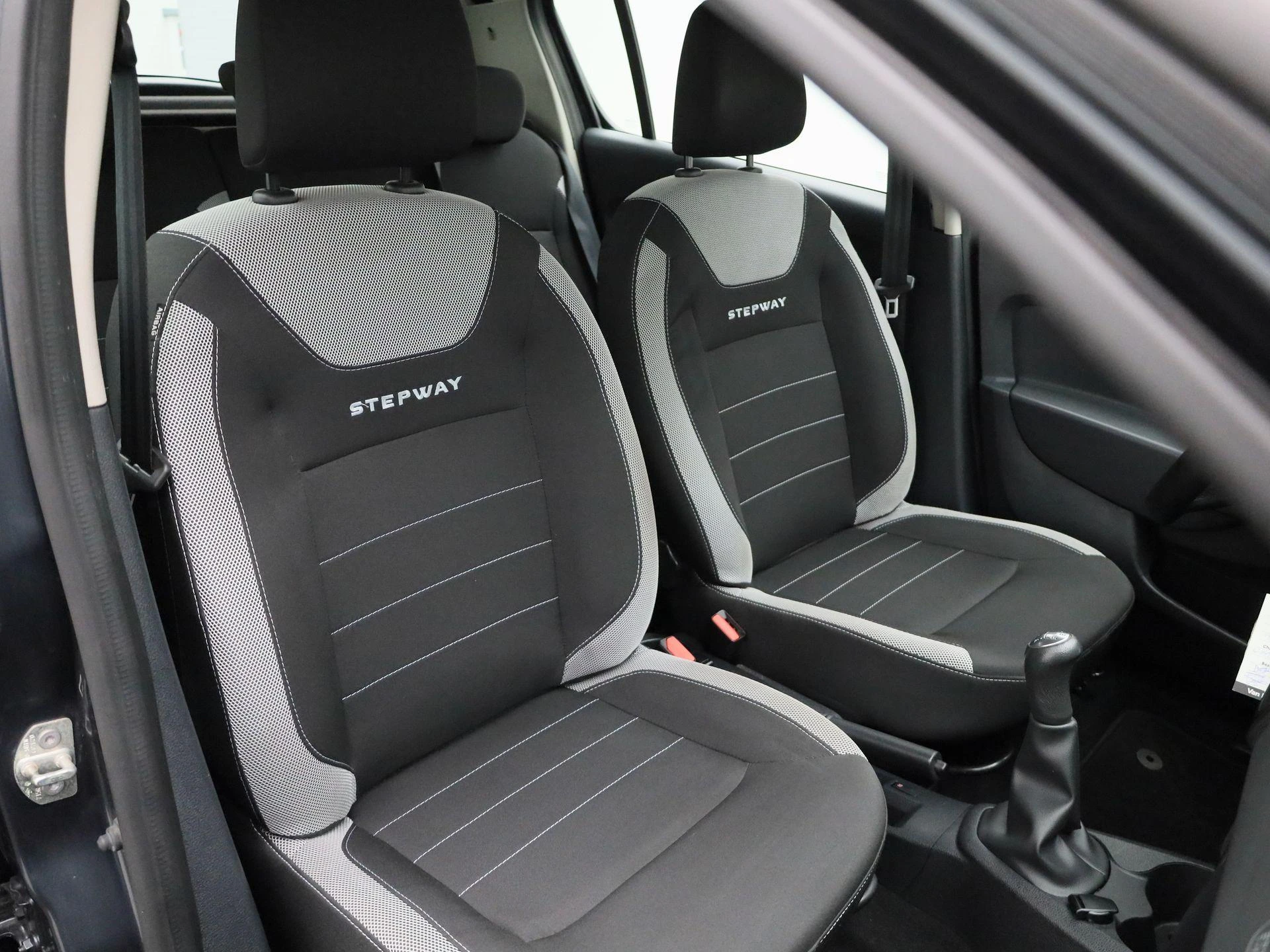 Dacia Sandero Stepway 1.0 TCe 100 Plus