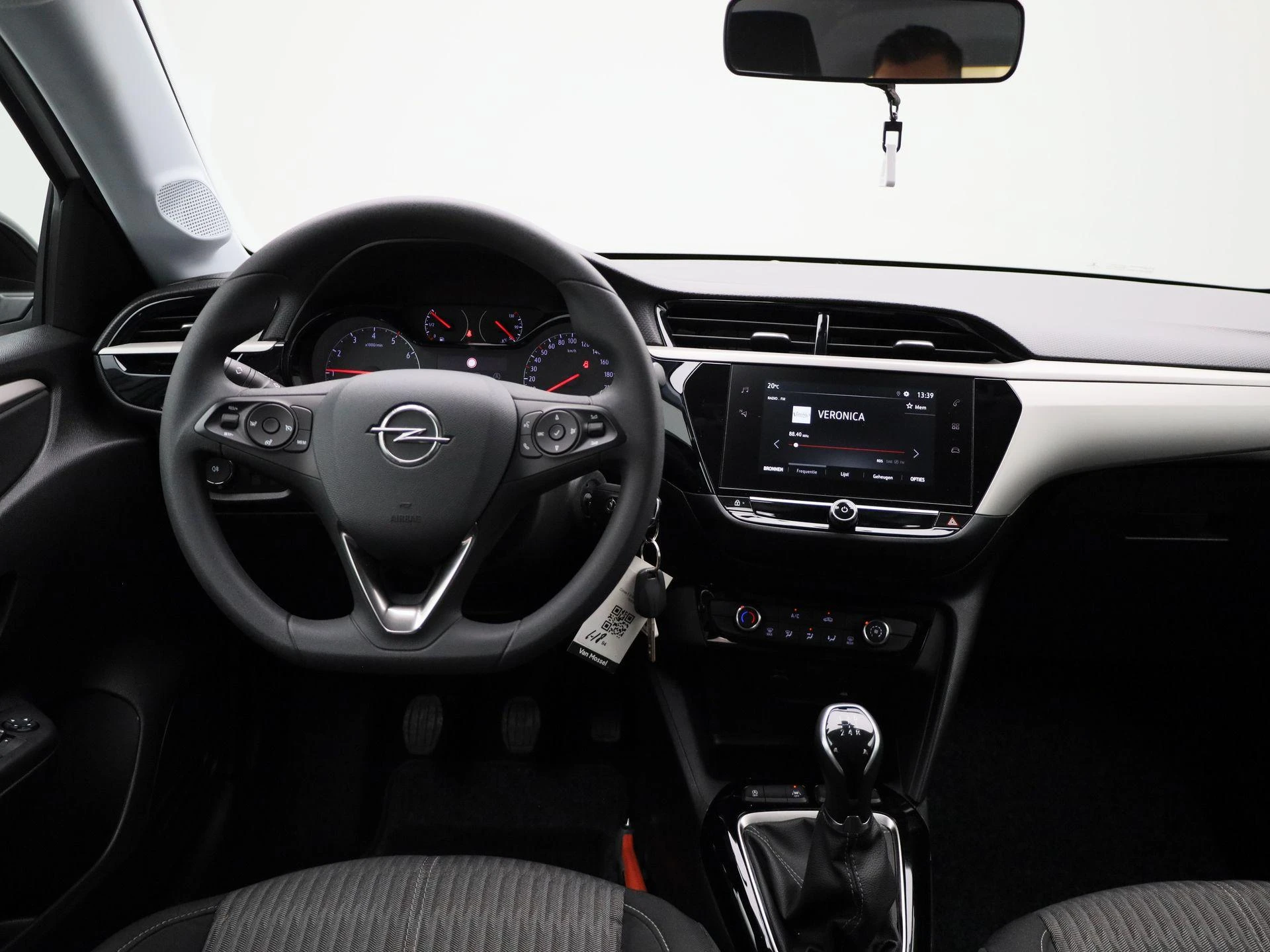 Opel-Corsa-image-6