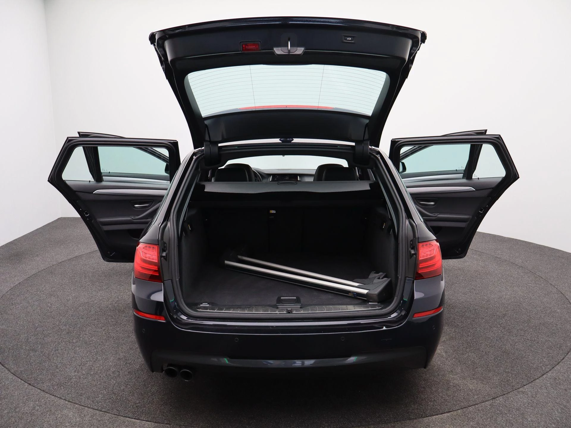 BMW-5 Serie-image-22