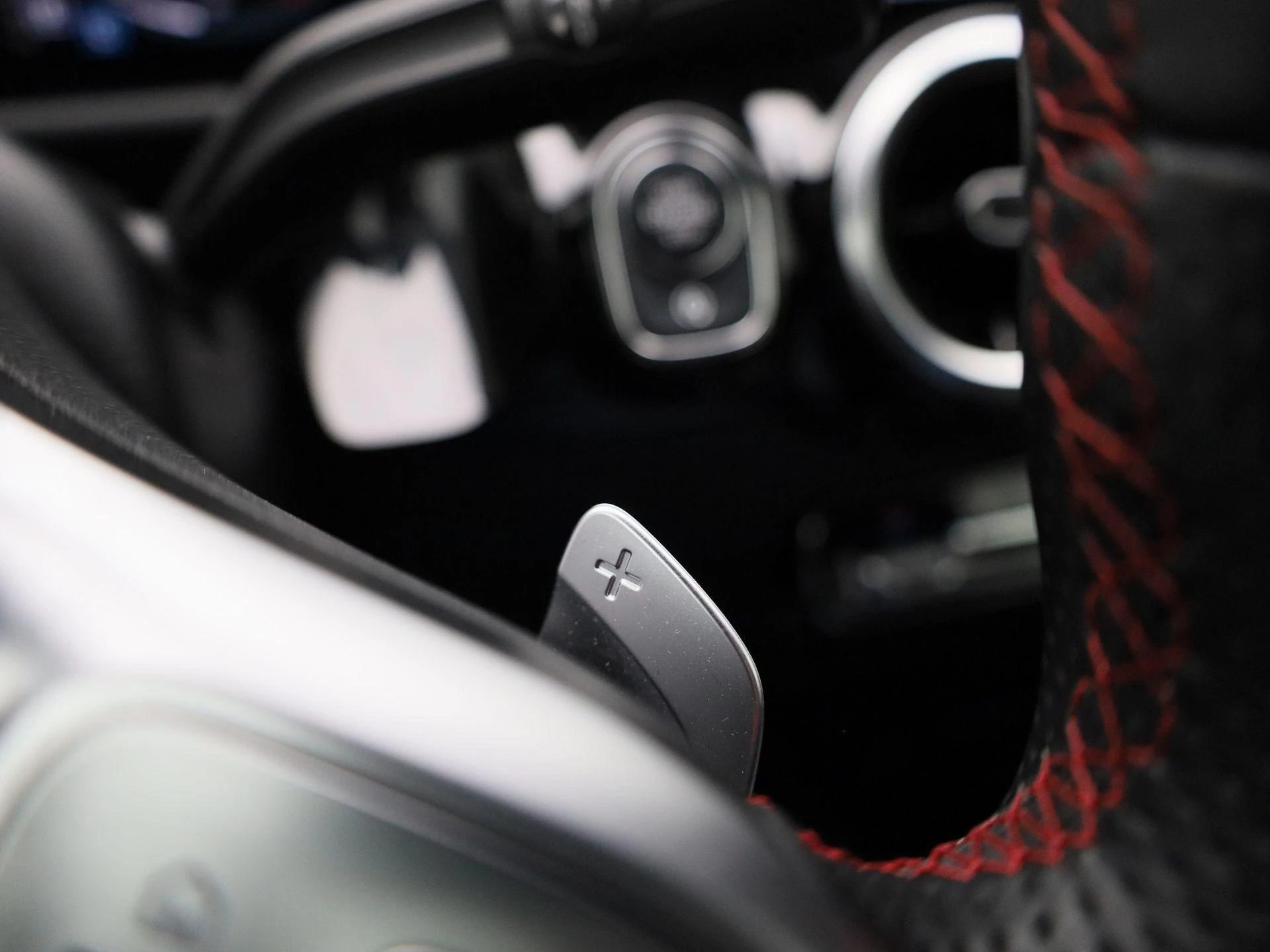 Mercedes-Benz B-Klasse 180 Business Solution AMG