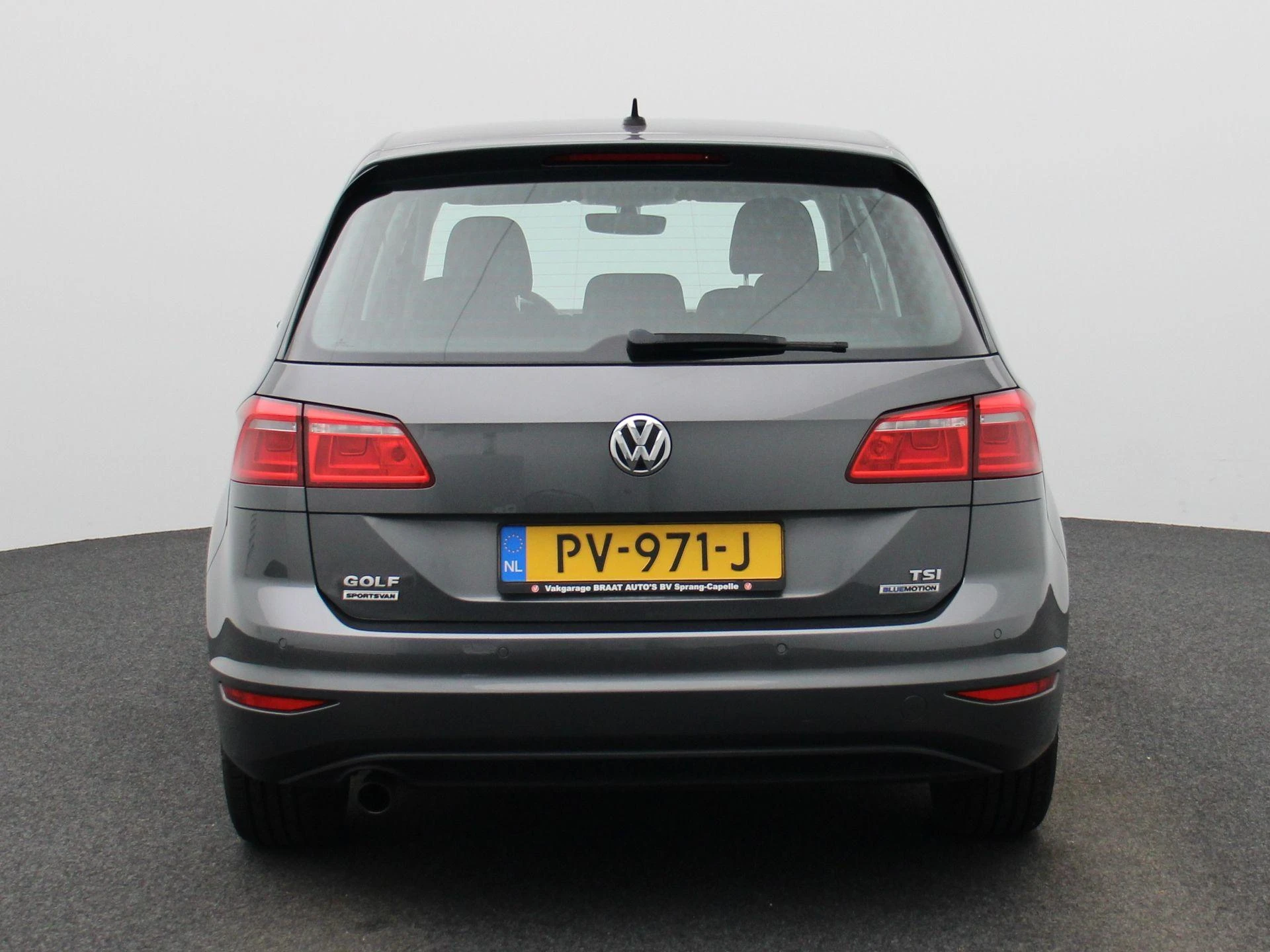 Volkswagen-Golf Sportsvan-image-4