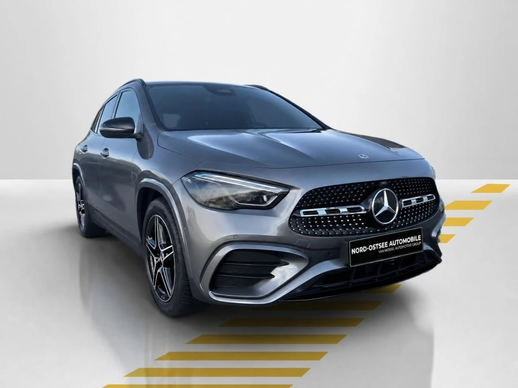 Mercedes-Benz-GLA 200 d-image-16