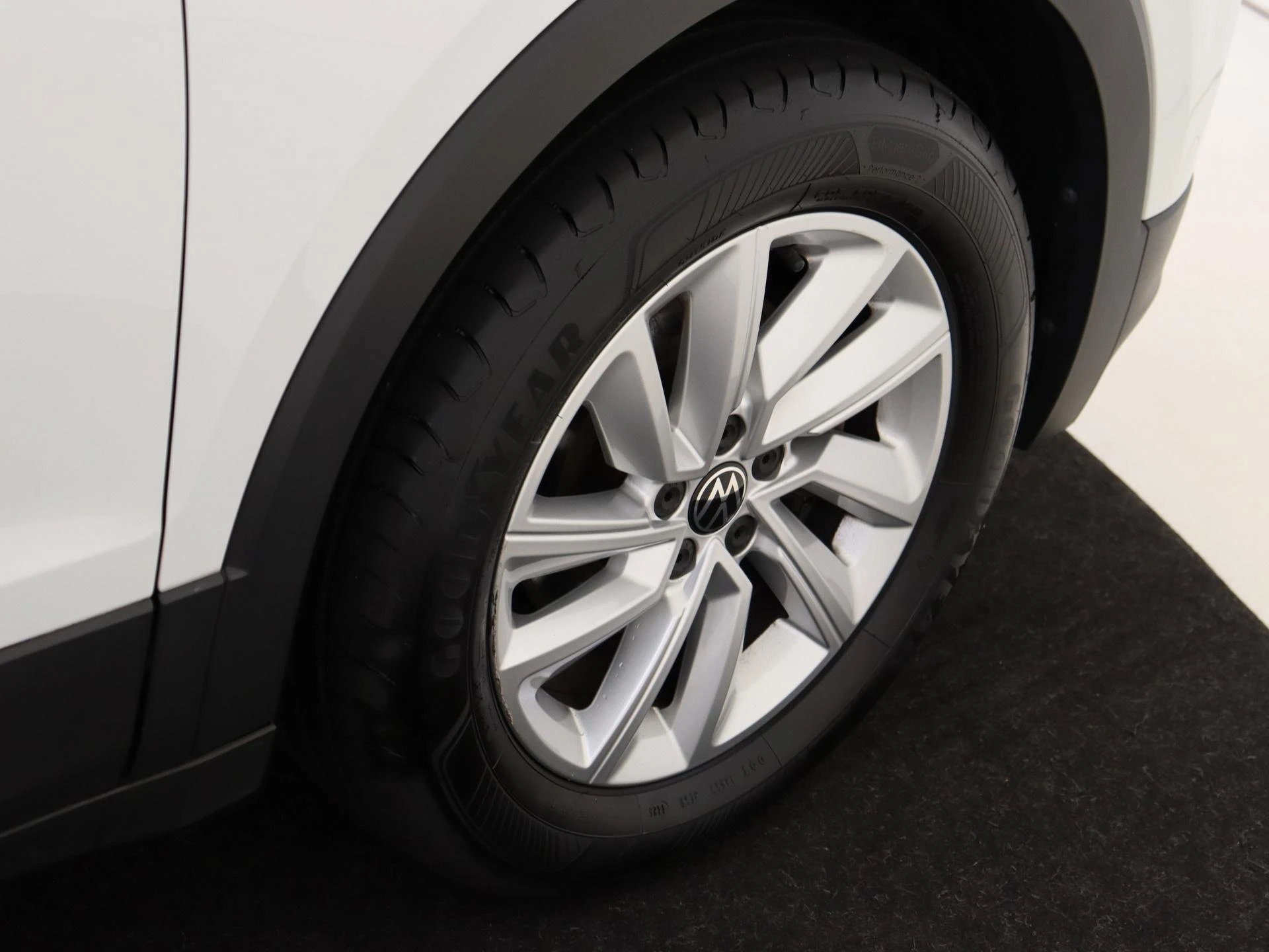 Volkswagen-T-Cross-image-22