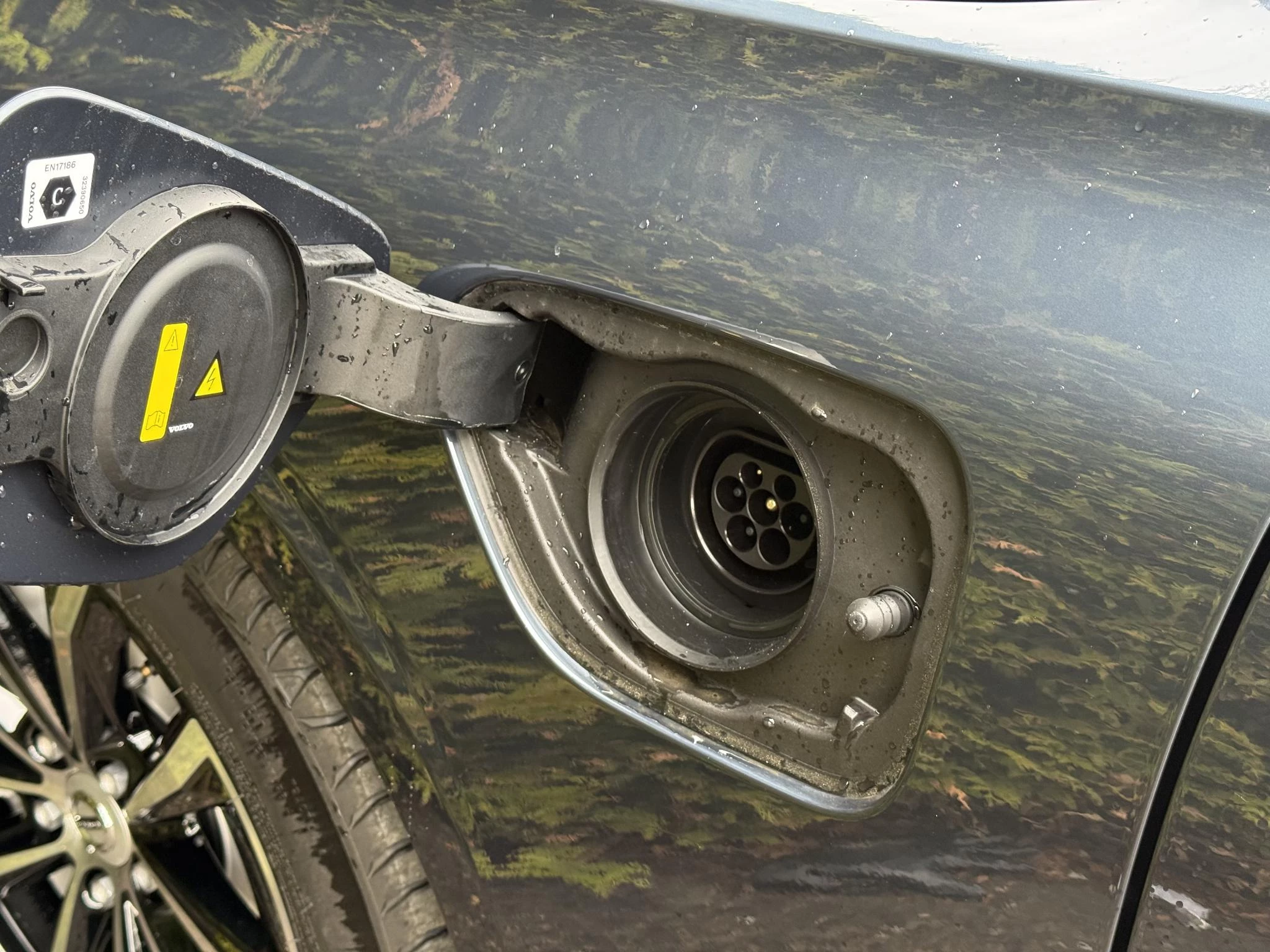 Volvo-V60-image-16