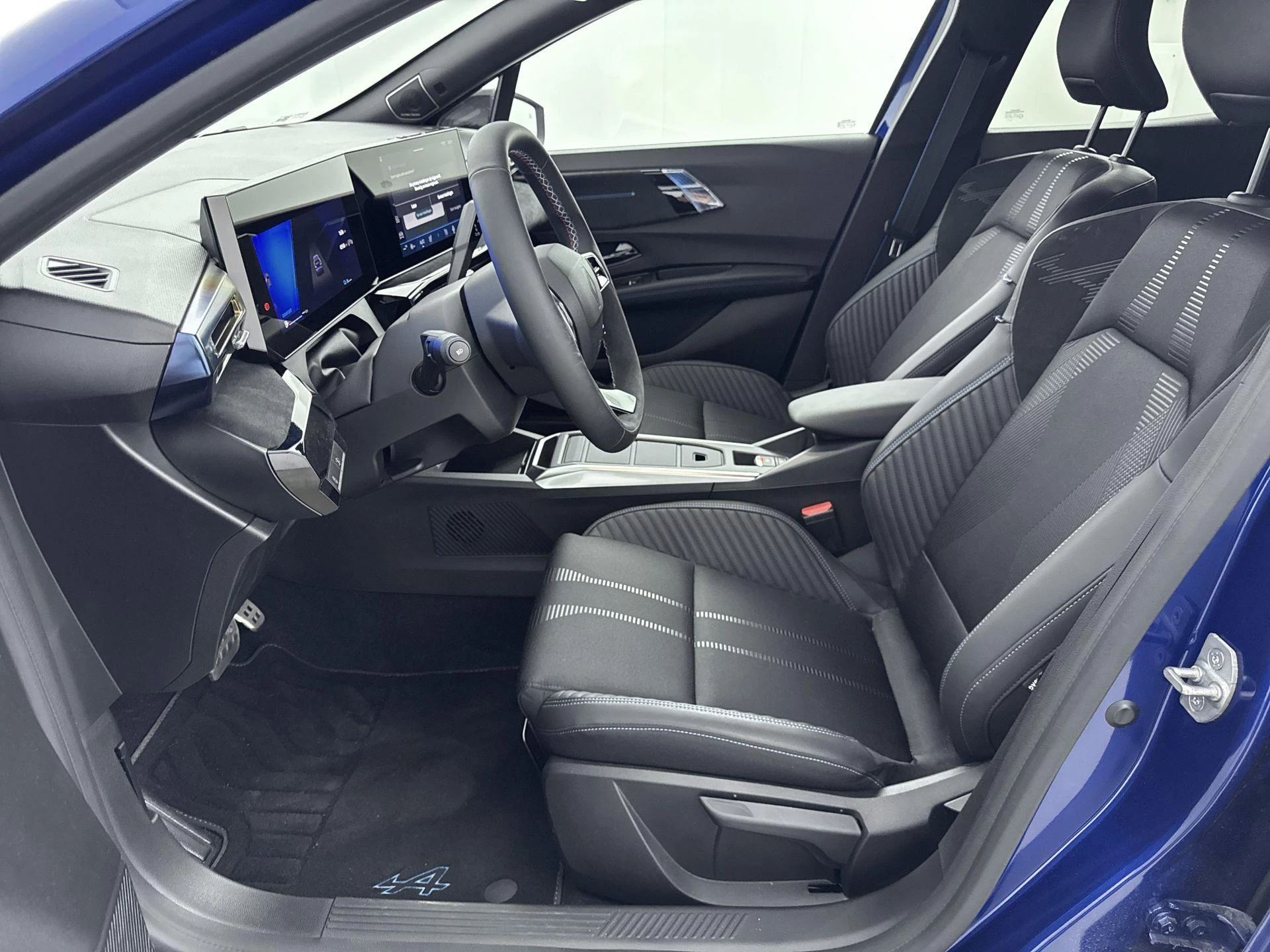 Renault-Clio-image-29