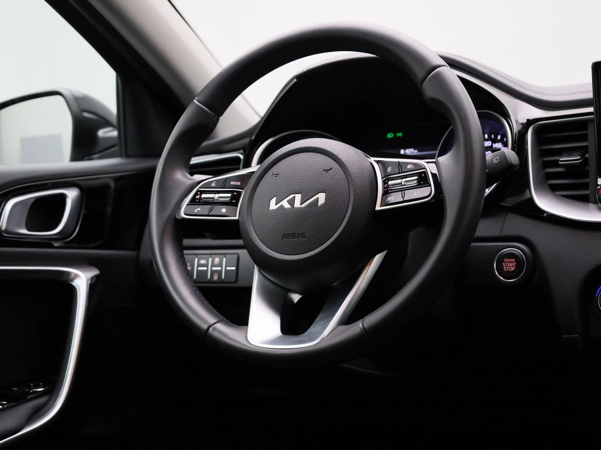 Kia-Ceed Sportswagon-image-35