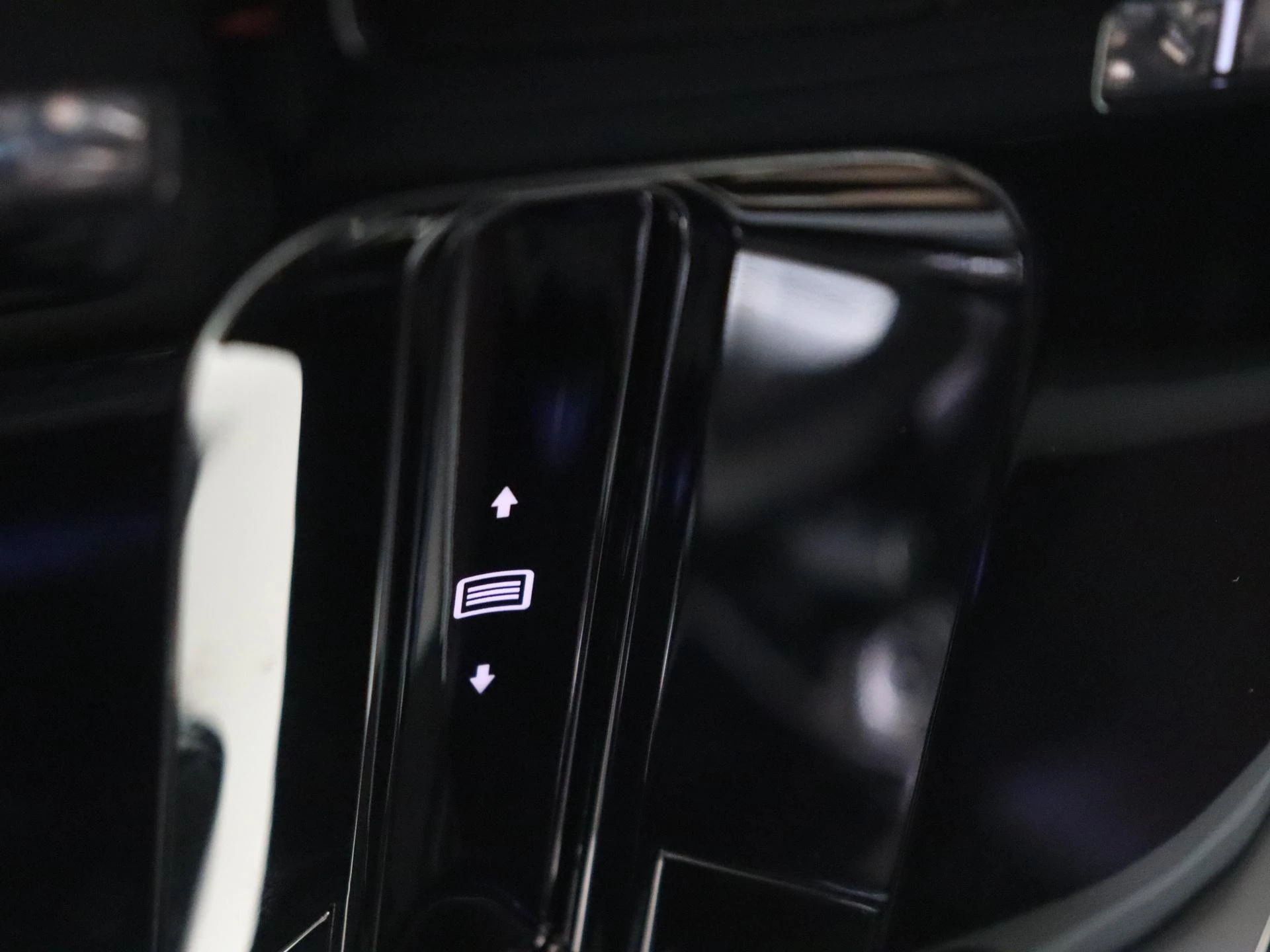 Mercedes-Benz-E-Klasse-image-27