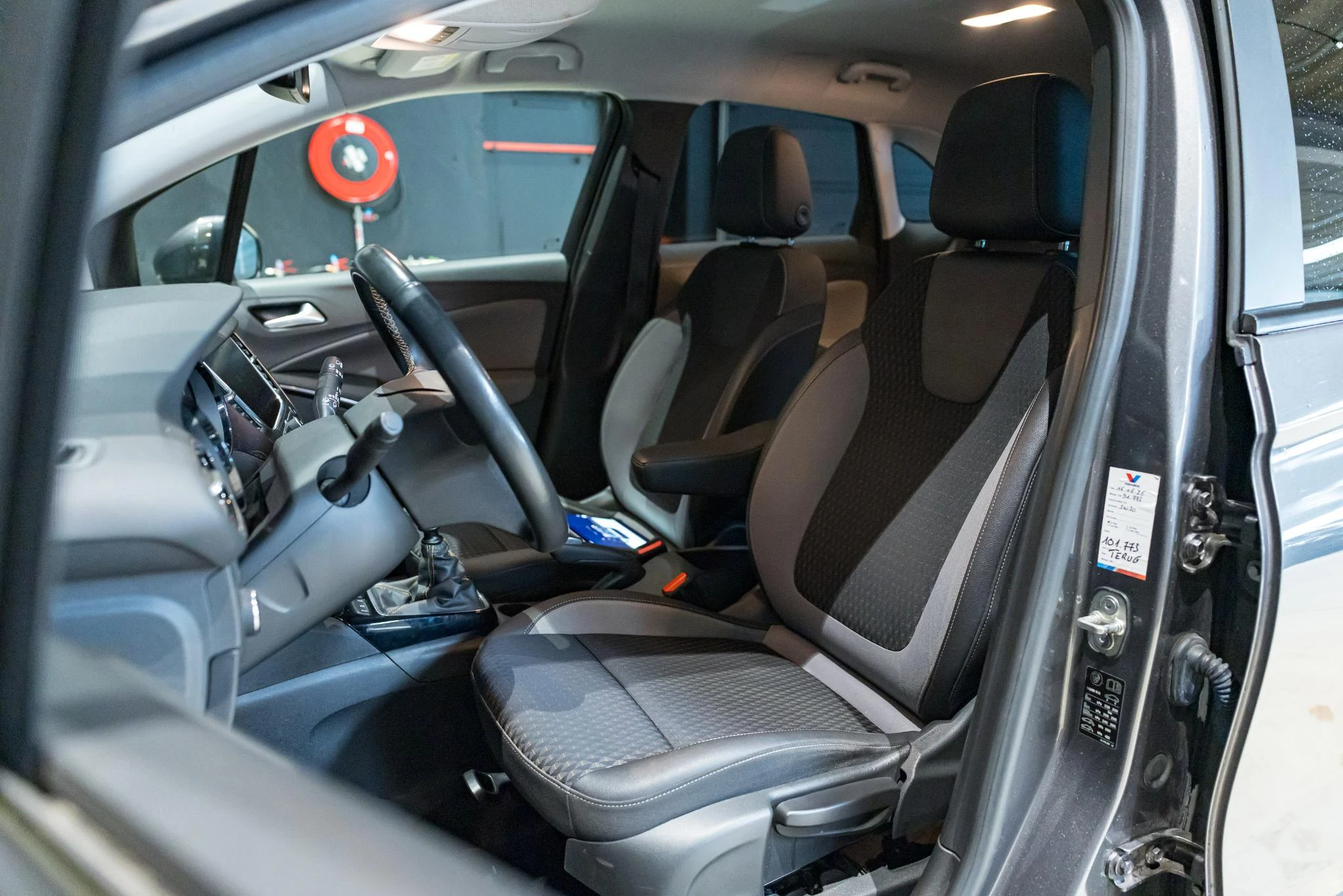 Opel-Crossland X-image-27