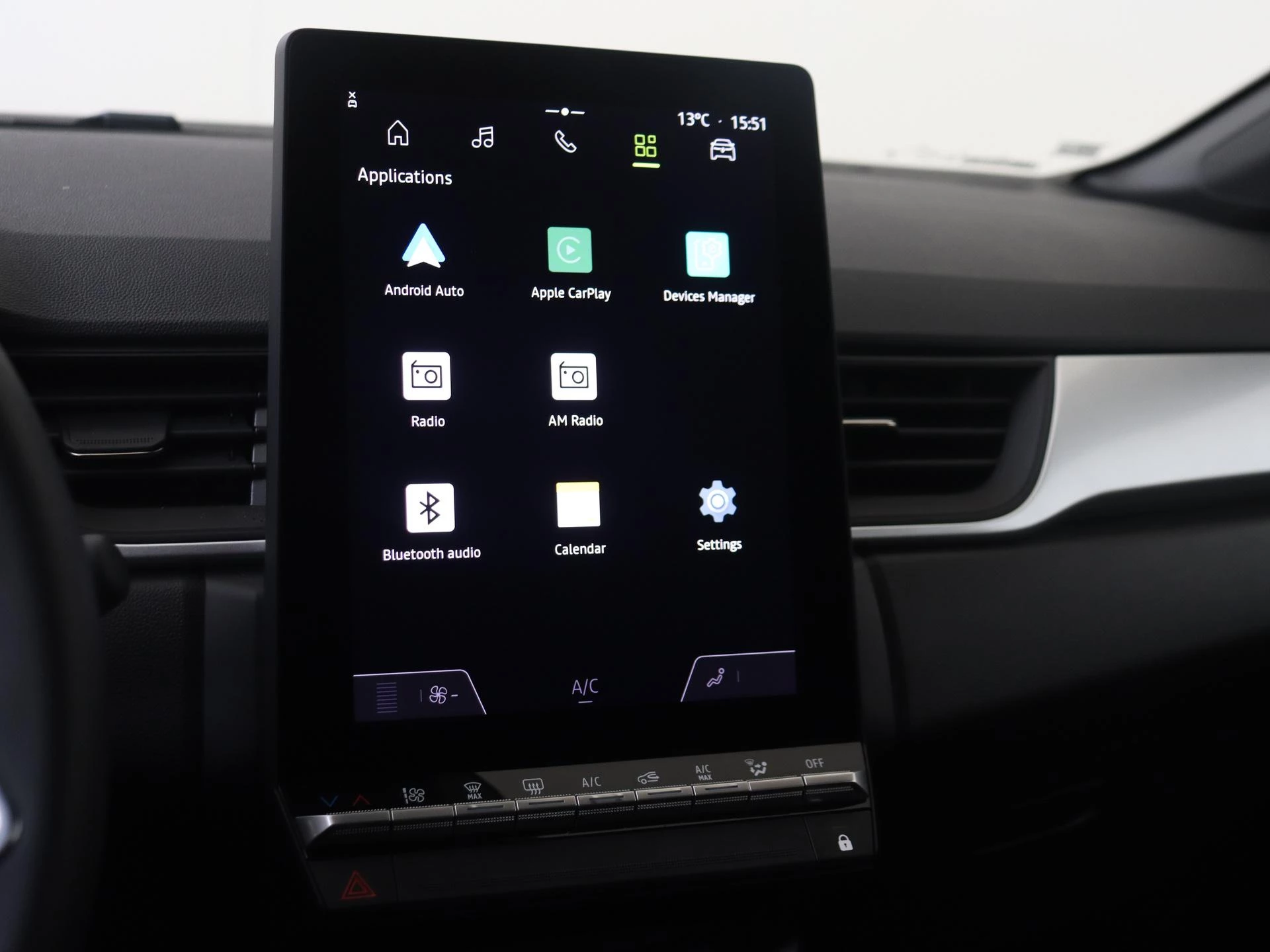 Renault-Captur-image-19