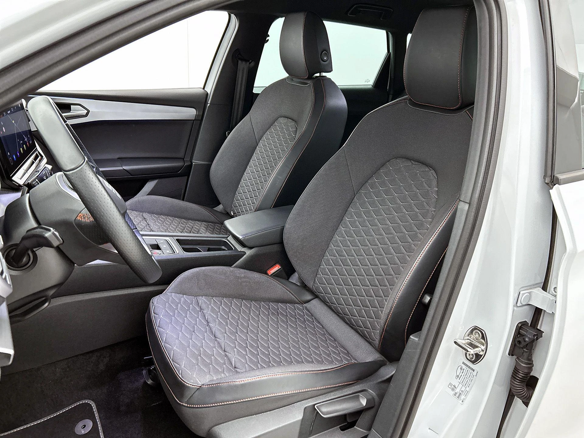 SEAT-Leon-image-34