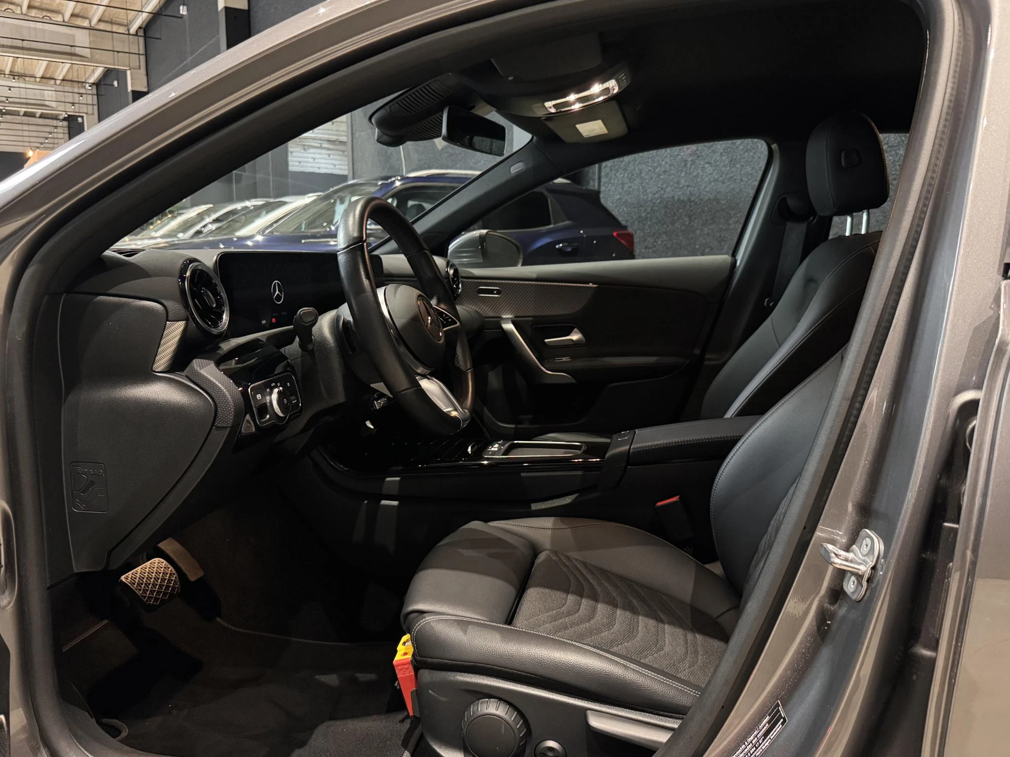 Mercedes-Benz-A-Klasse-image-7