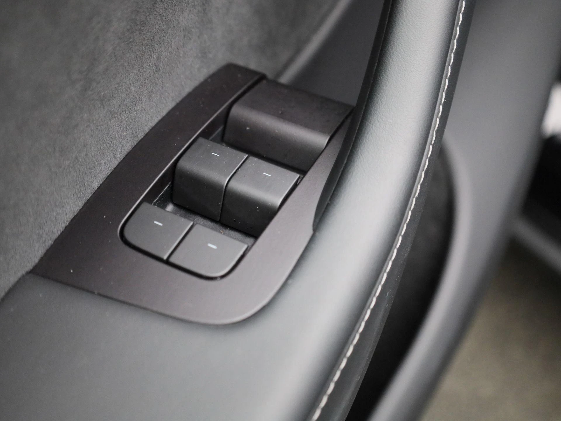 Tesla-Model Y-image-31